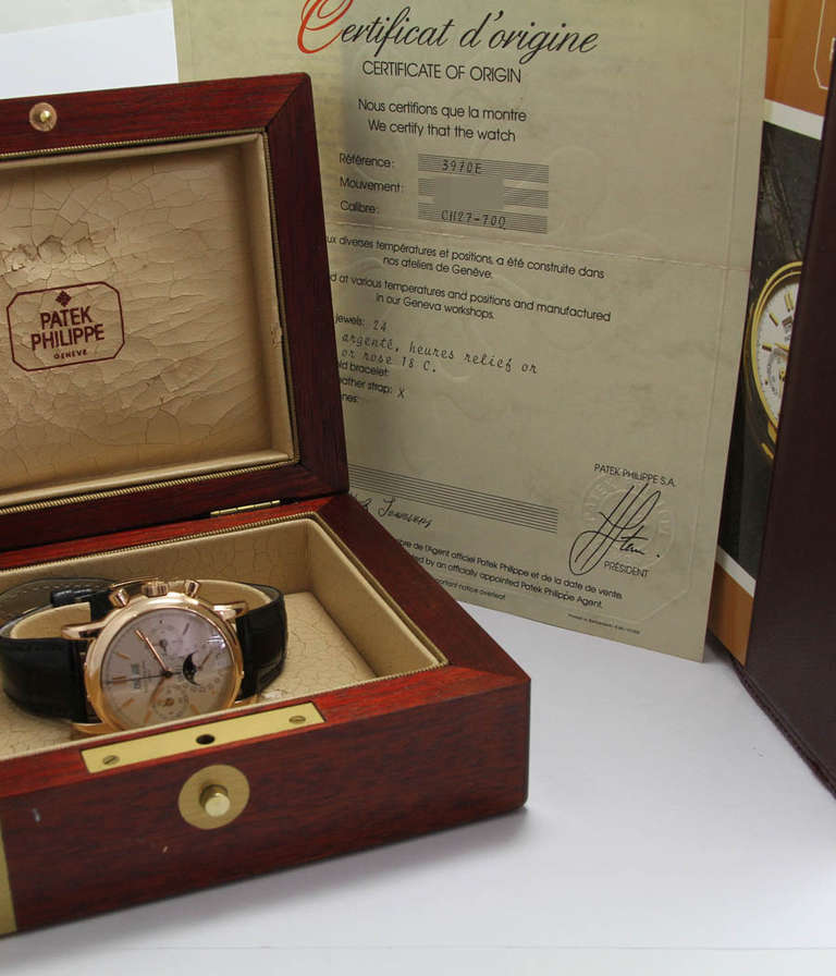 Patek Philippe Rose Gold Perpetual Calendar Chronograph Wristwatch Ref 3970R In Excellent Condition For Sale In Munich, Bavaria