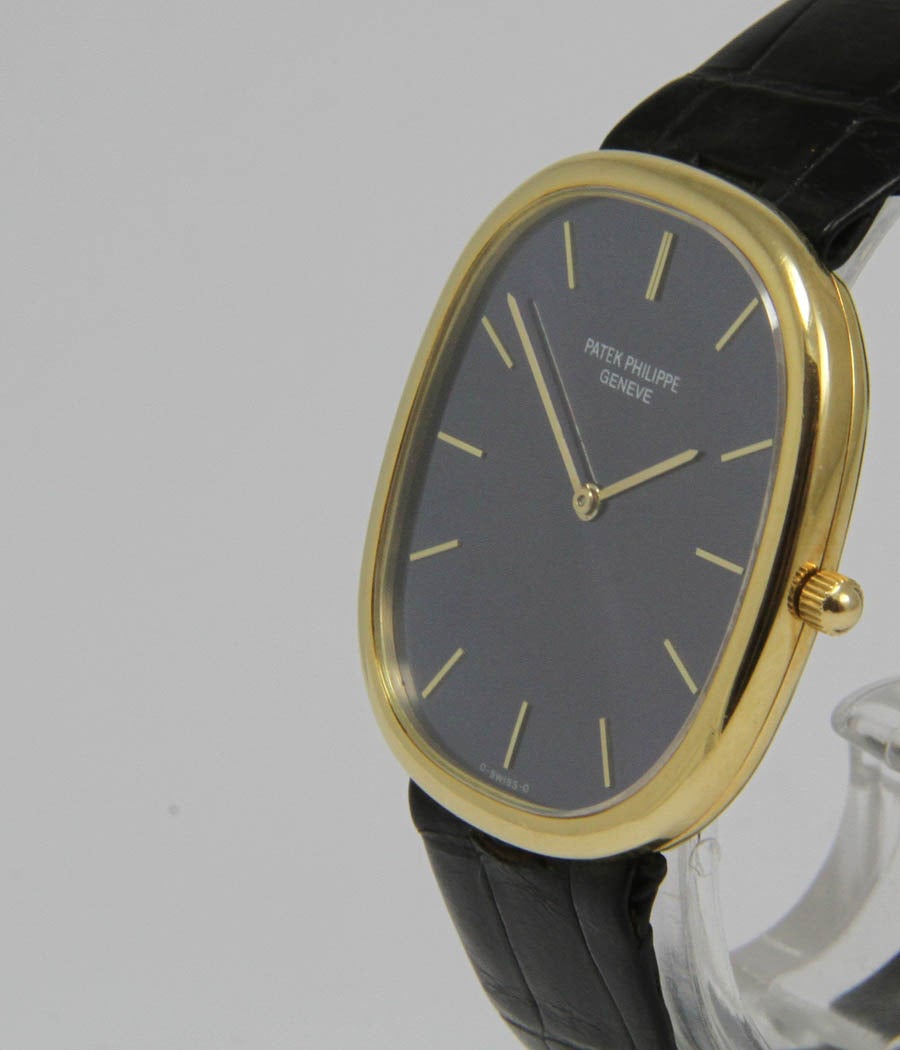 Patek Philippe Yellow Gold Ellipse d´Or Automatic Wristwatch Ref 3738 J In Excellent Condition In Munich, Bavaria