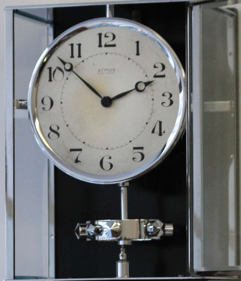 Jaeger-LeCoultre Atmos Pendule Perpetuelle Wall Clock circa 1930s In Good Condition In Munich, Bavaria