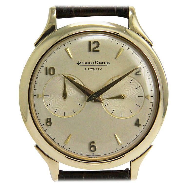 JaegerLeCoultre Yellow Gold Futurematic Wristwatch with Power Reserve For Sale at 1stDibs