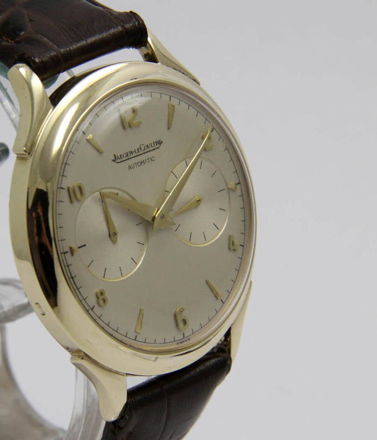 Jaeger-LeCoultre Yellow Gold Futurematic Wristwatch with Power Reserve