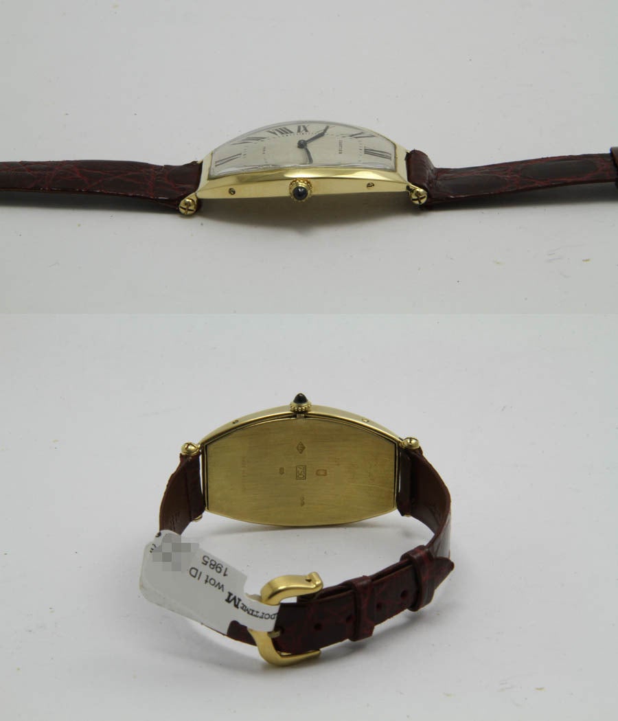 Women's or Men's Cartier Yellow Gold Tonneau Wristwatch For Sale