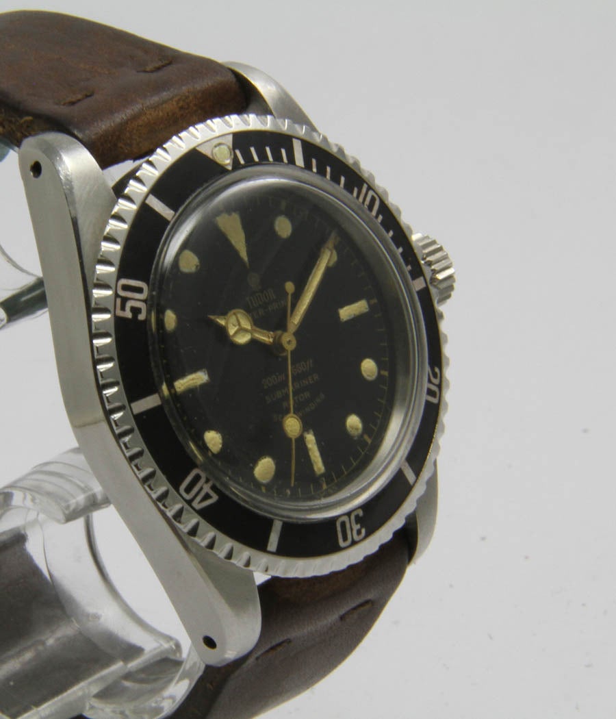 Submariner Ref. 7928
rare early Submariner Oyster Prince
CASE 
screwed case, steel, acrylic glass, rotating bezel, screw-down crown, pointed crown guard,

MOVEMENT 
caliber Tudor Auto Prince, automatic

DIAL 
original dial and hands, Swiss