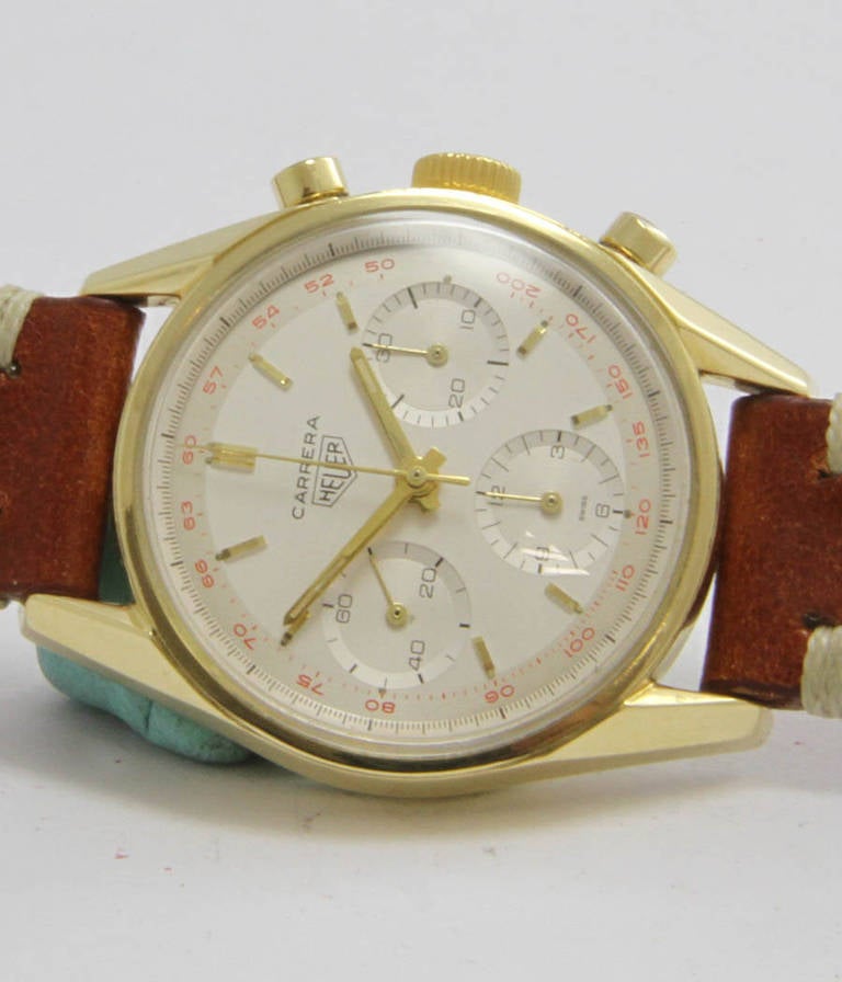 Heuer Yellow Gold Carrera Chronograph Wristwatch circa 1960s In Excellent Condition In Munich, Bavaria