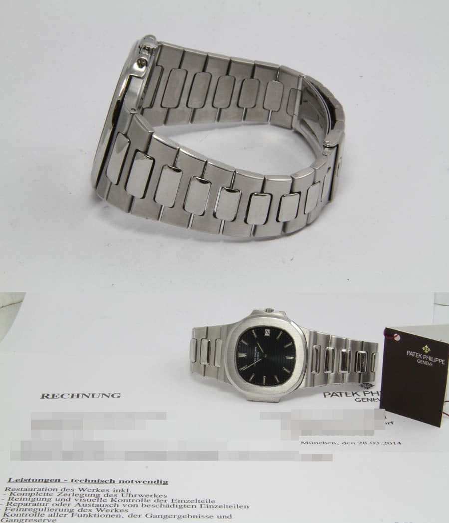 Men's Patek Philippe Stainless Steel Jumbo Nautilus Wristwatch Ref 3700 circa 1979