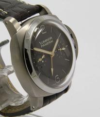 Panerai titanium Luminor Wristwatch Ref PAM 306