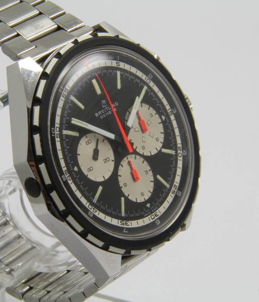 Navitimer Ref. 7652
very rare Co Pilot
CASE 
screwed case, steel, rotating bezel, d=48mm

MOVEMENT 
manual wind, chronograph, date

DIAL 
original dial and hands

BRACELET 
steel bracelet, Steel, not Breitling

very nice