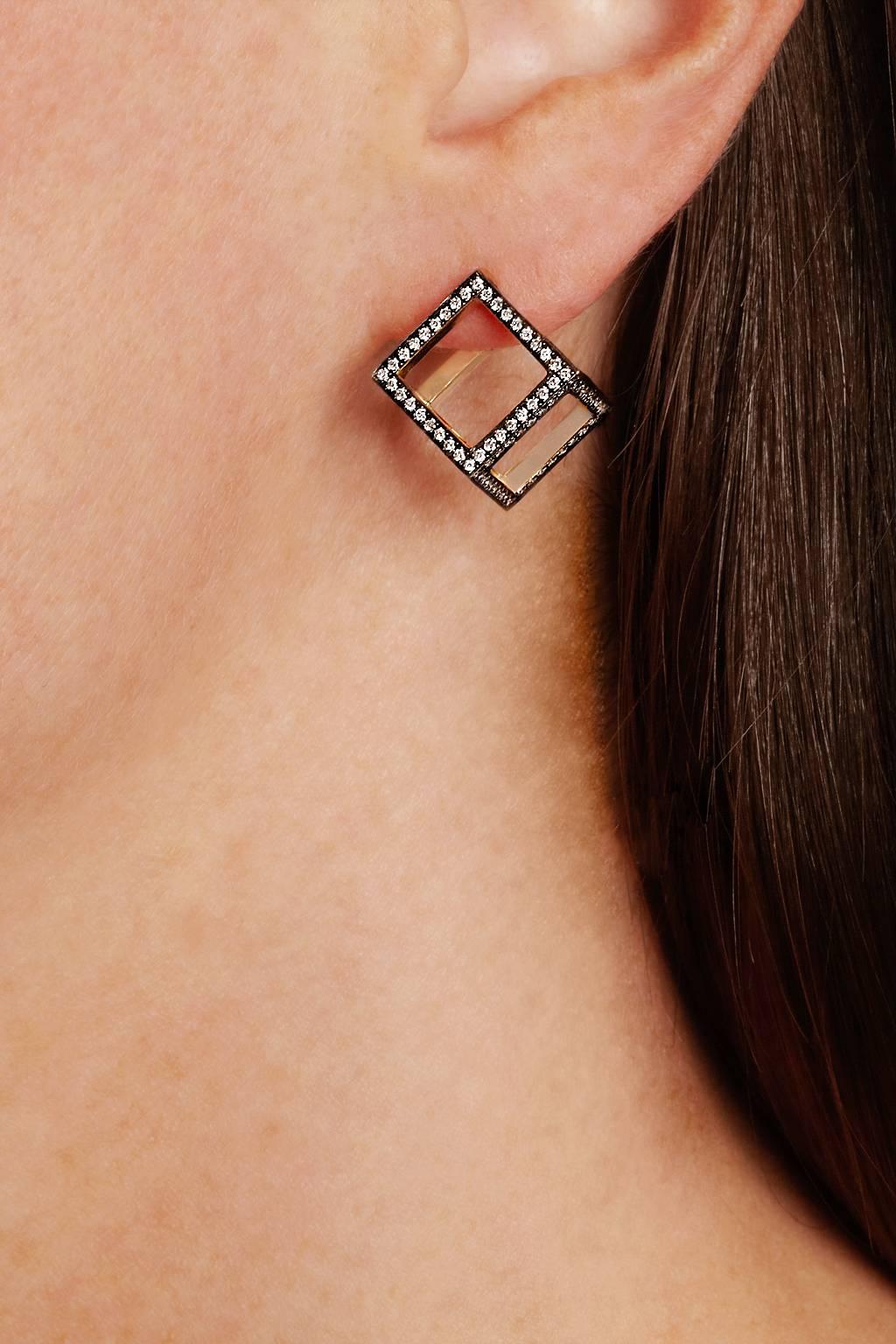 Noor Fares - GEOMETRY 101 Cube Dormeuse “3D” Earrings  
. Yellow Gold & Black Rhodium
. White Diamonds