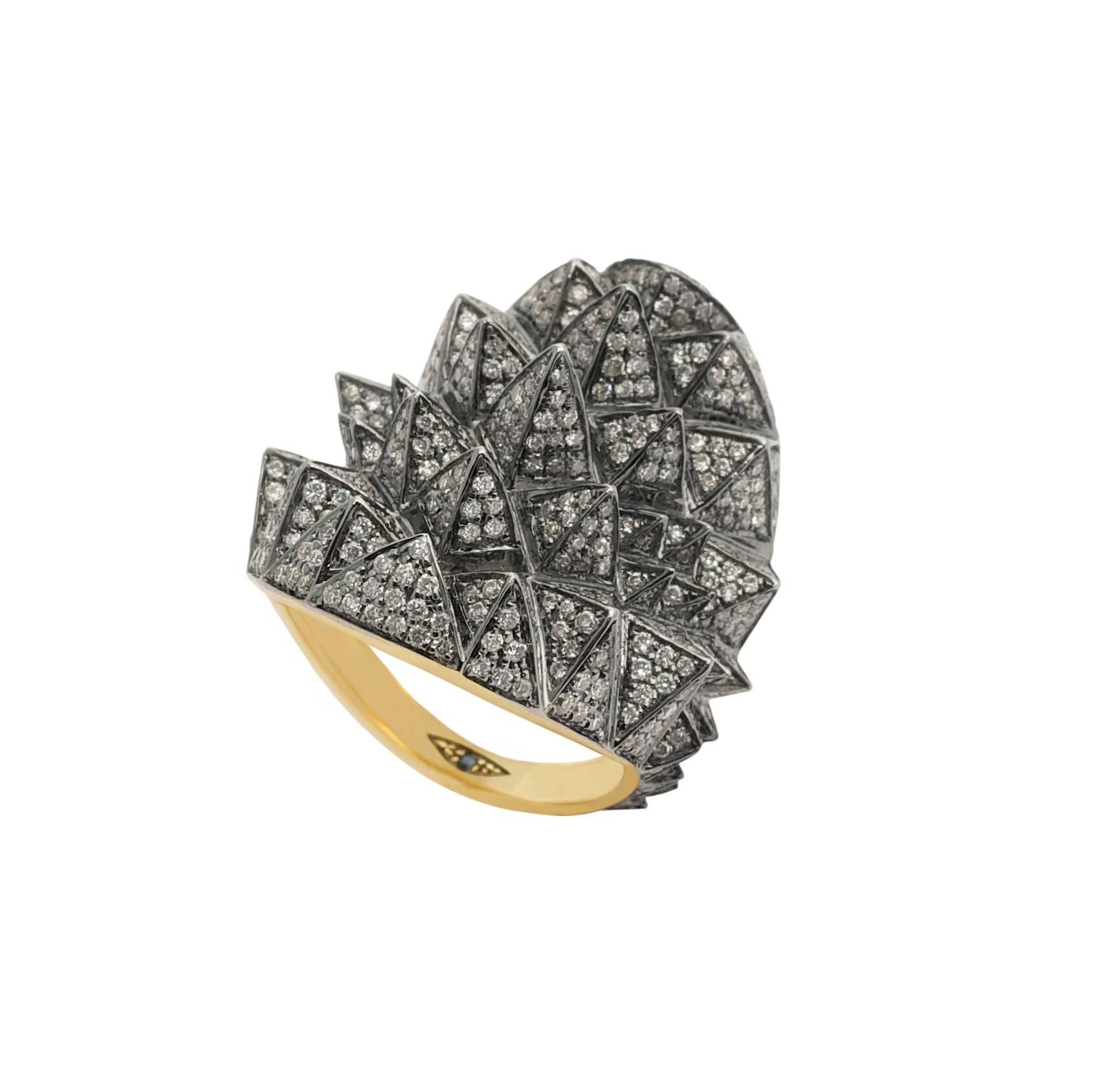 Modern 18K Yellow Gold Merkaba Ring with Black Rhodium and 890 pave White Diamonds  For Sale