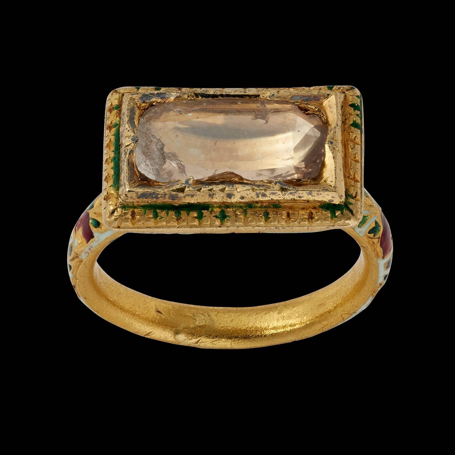 Ring
Rajasthan, North India
19th century

Ring in pure gold set with a single table-cut, slightly faceted, gold-foiled diamond. The ring is delicately enamelled on the reverse in poppy-bud motifs and acanthus leaves of red, white and green on a