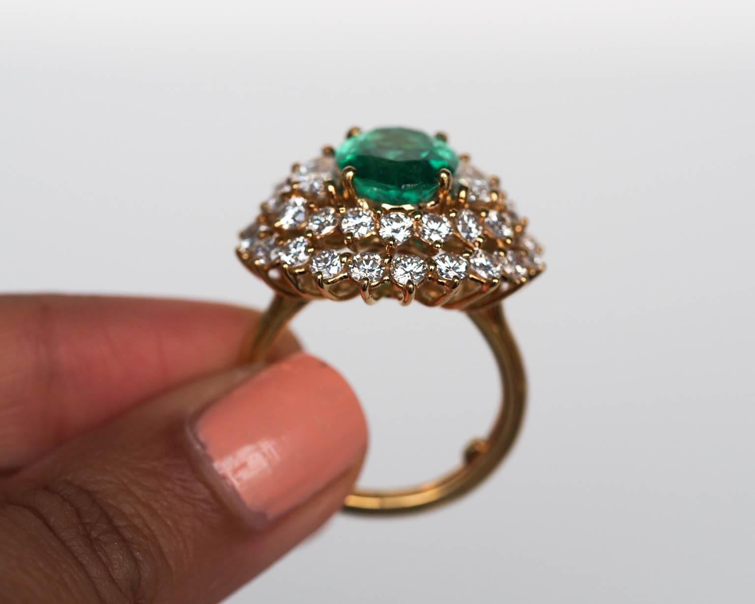 1960s AGL Certified 3.94 Carat Emerald Diamond Gold Ring  3
