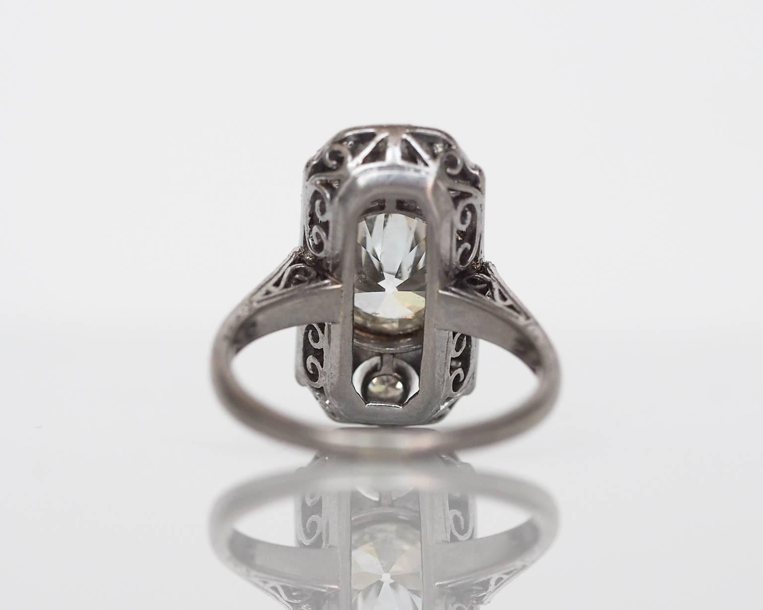Women's 1920s Art Deco GIA Cert 1.95 Carat Old European Diamond Platinum Engagement Ring