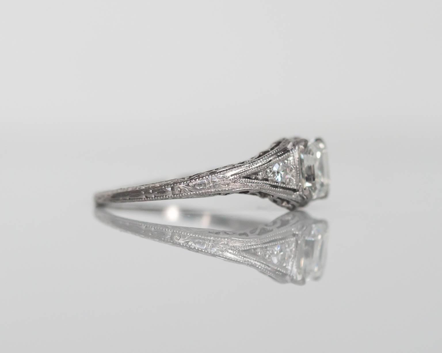 1940s Art Deco 1.00 Carat Emerald Cut Diamond Platinum Engagement Ring 2