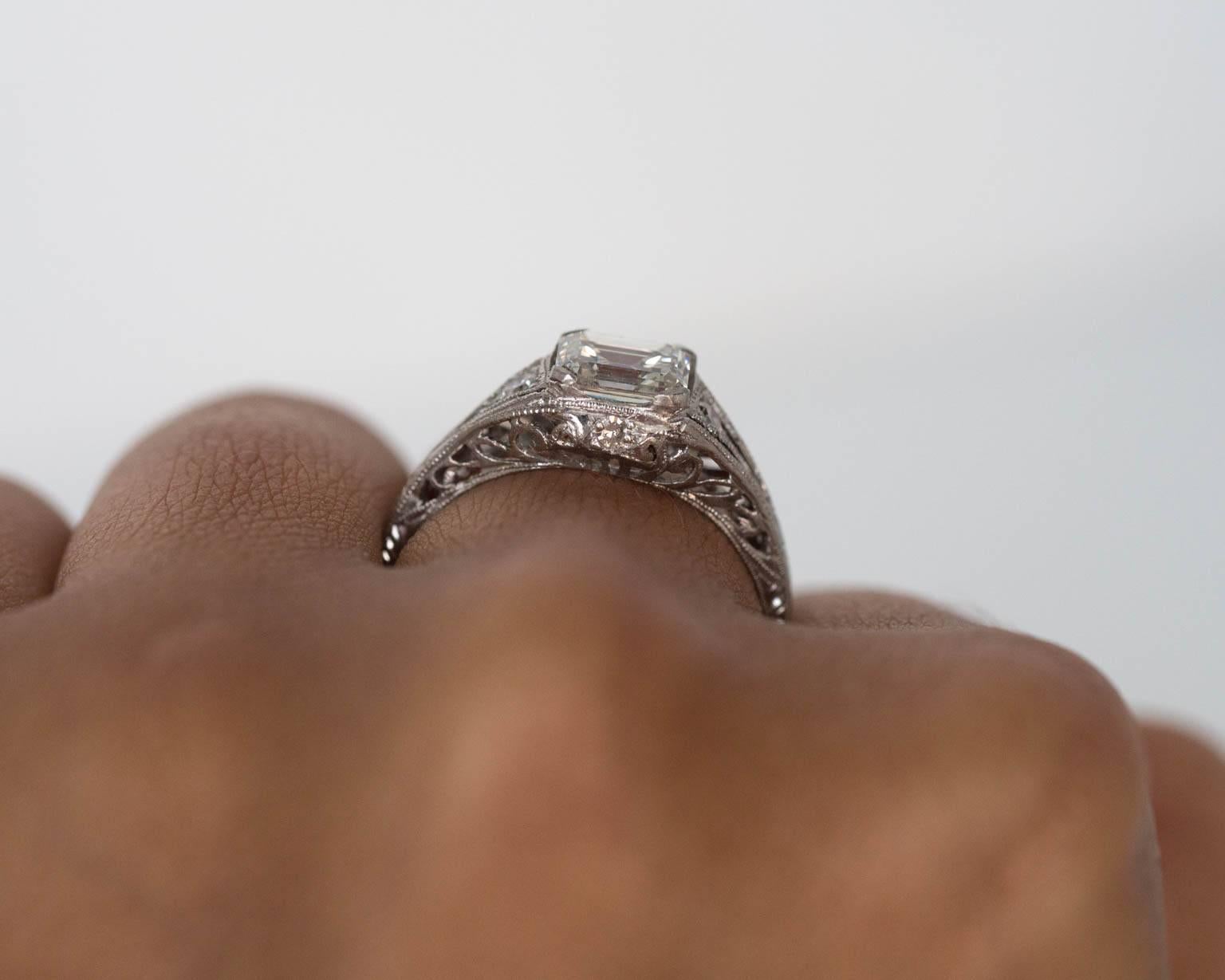 1940s Art Deco 1.00 Carat Emerald Cut Diamond Platinum Engagement Ring 5