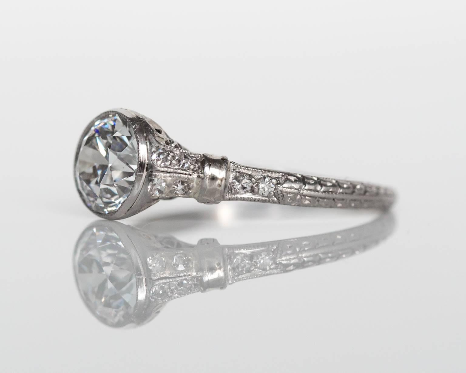 1920s Art Deco Platinum 1.01 carat Diamond Engagement Ring with Side Stones 1