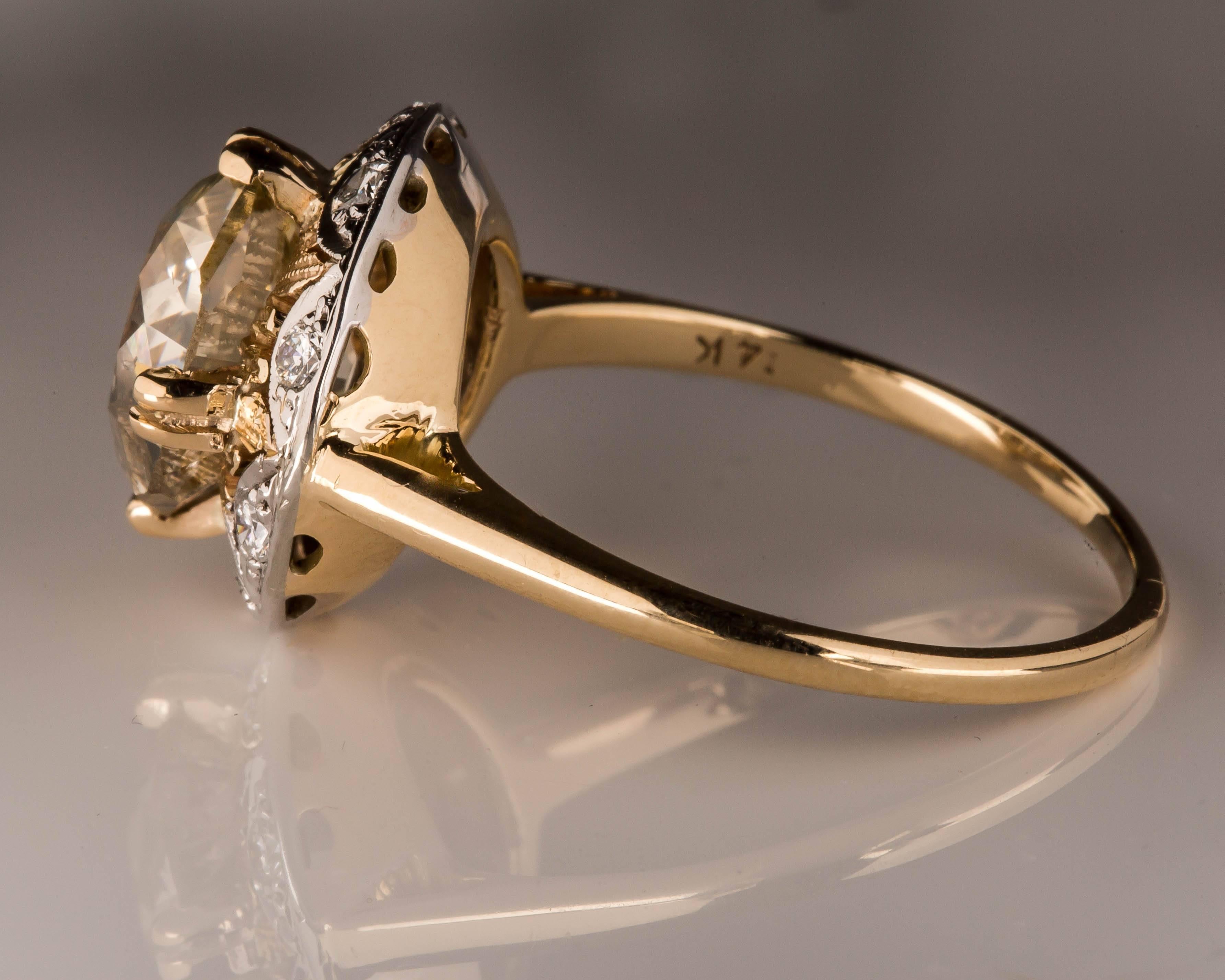 Women's or Men's 3.88 Carat Natural Fancy Yellow Old Cushion Cut Diamonds Gold Ring