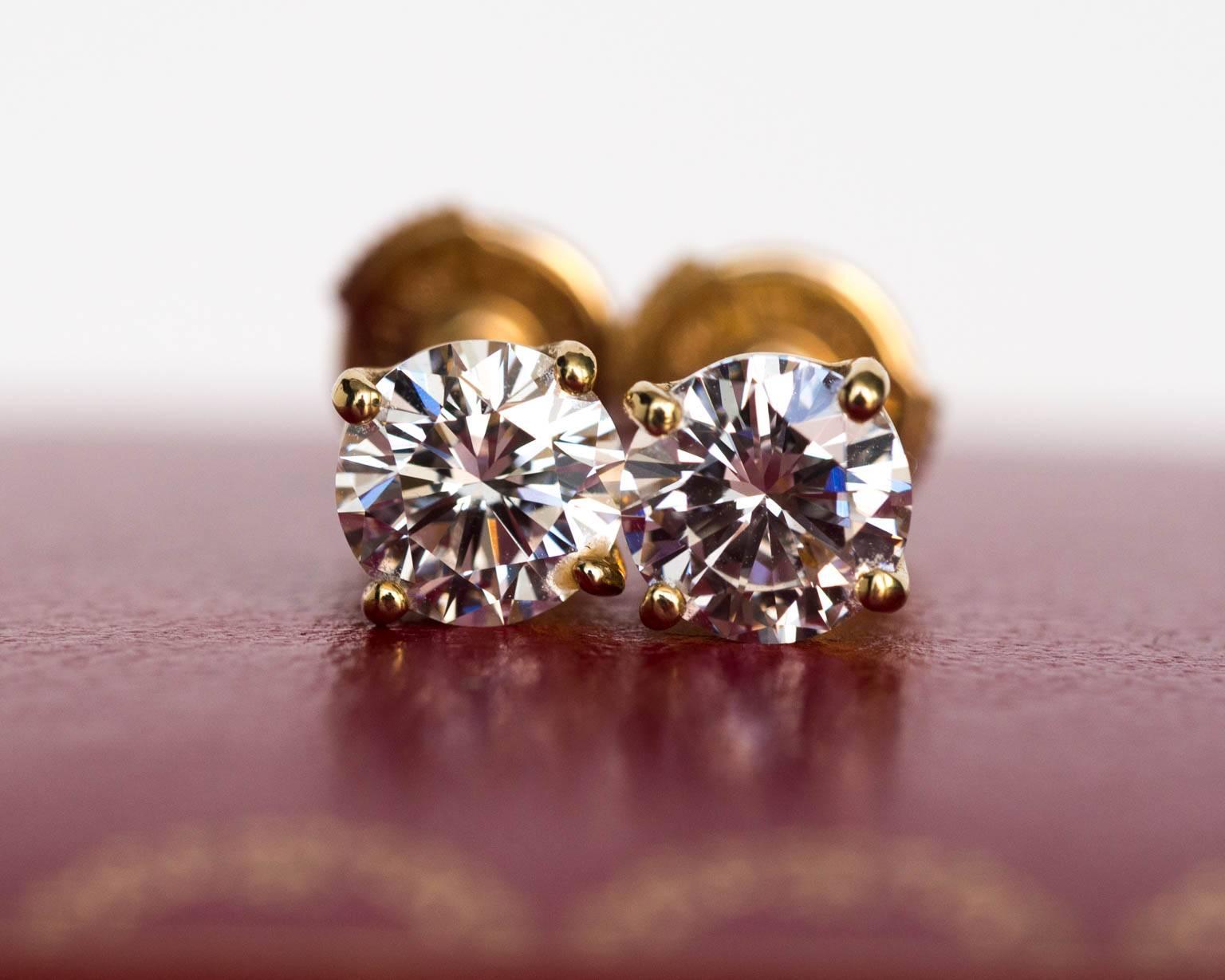 2010 18K Yellow Gold Cartier Diamond Solitaire Earrings 3
