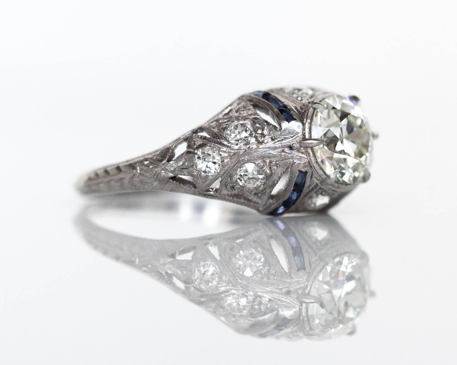 1920s Platinum Art Deco 1.03 Carat Diamond Engagement Ring In Excellent Condition In Atlanta, GA