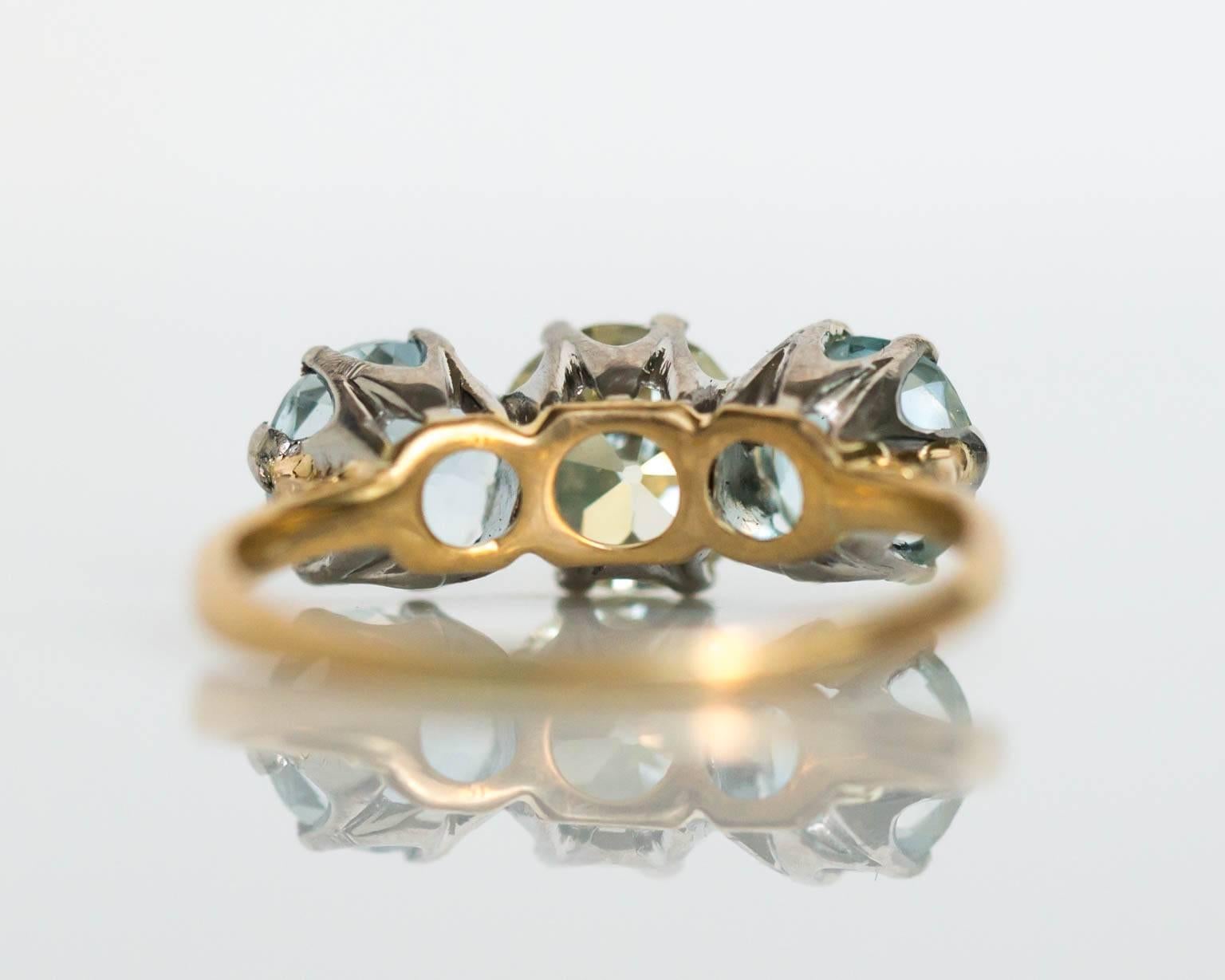 Women's 1910 Edwardian Gold Engagement Ring with 1.05 Carat Diamond and Aquamarines