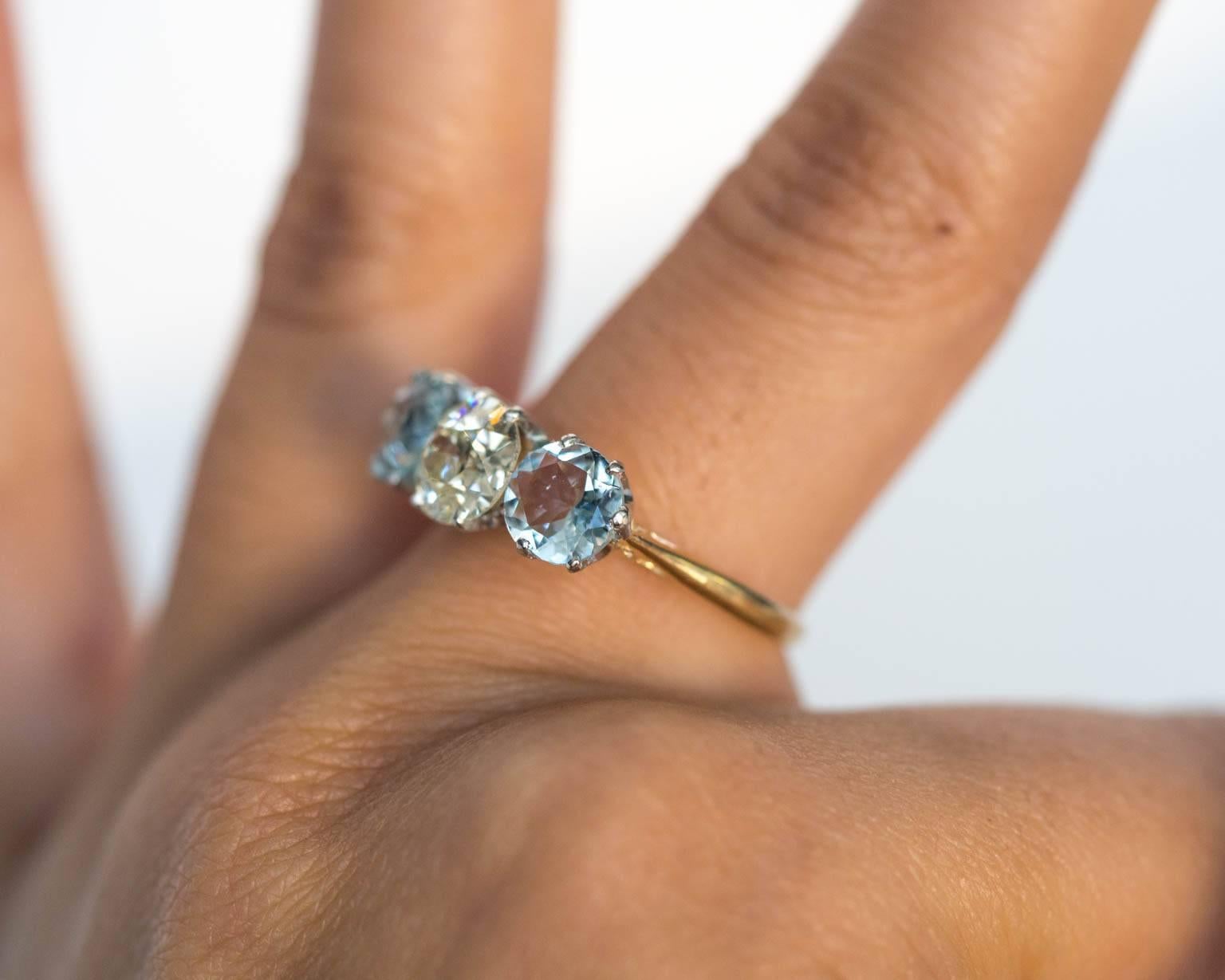 1910 Edwardian Gold Engagement Ring with 1.05 Carat Diamond and Aquamarines 3
