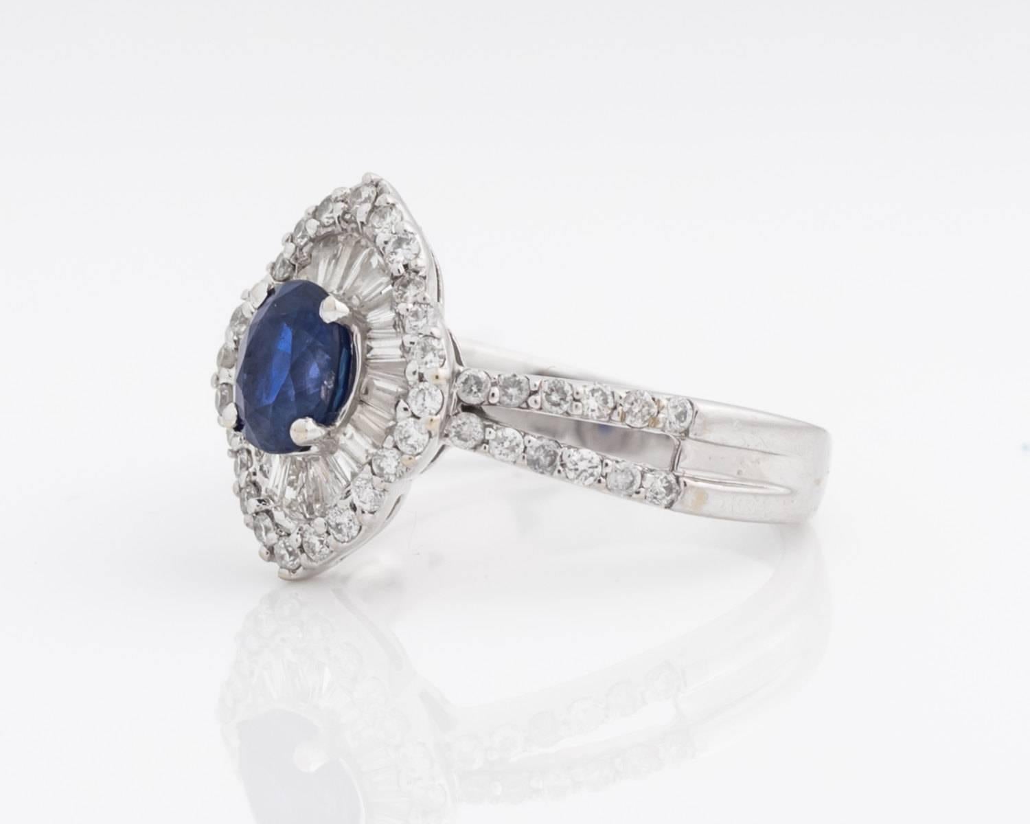 Modern Blue Sapphire and Diamond 18 Karat White Gold Cluster Ring