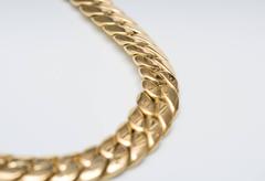 1980s Italian Gold Graduated Cuban Link Chain