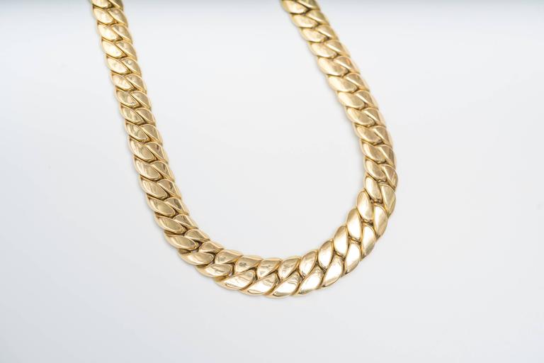1980s Italian Gold graduated 16 inch Cuban link chain For Sale at 1stdibs
