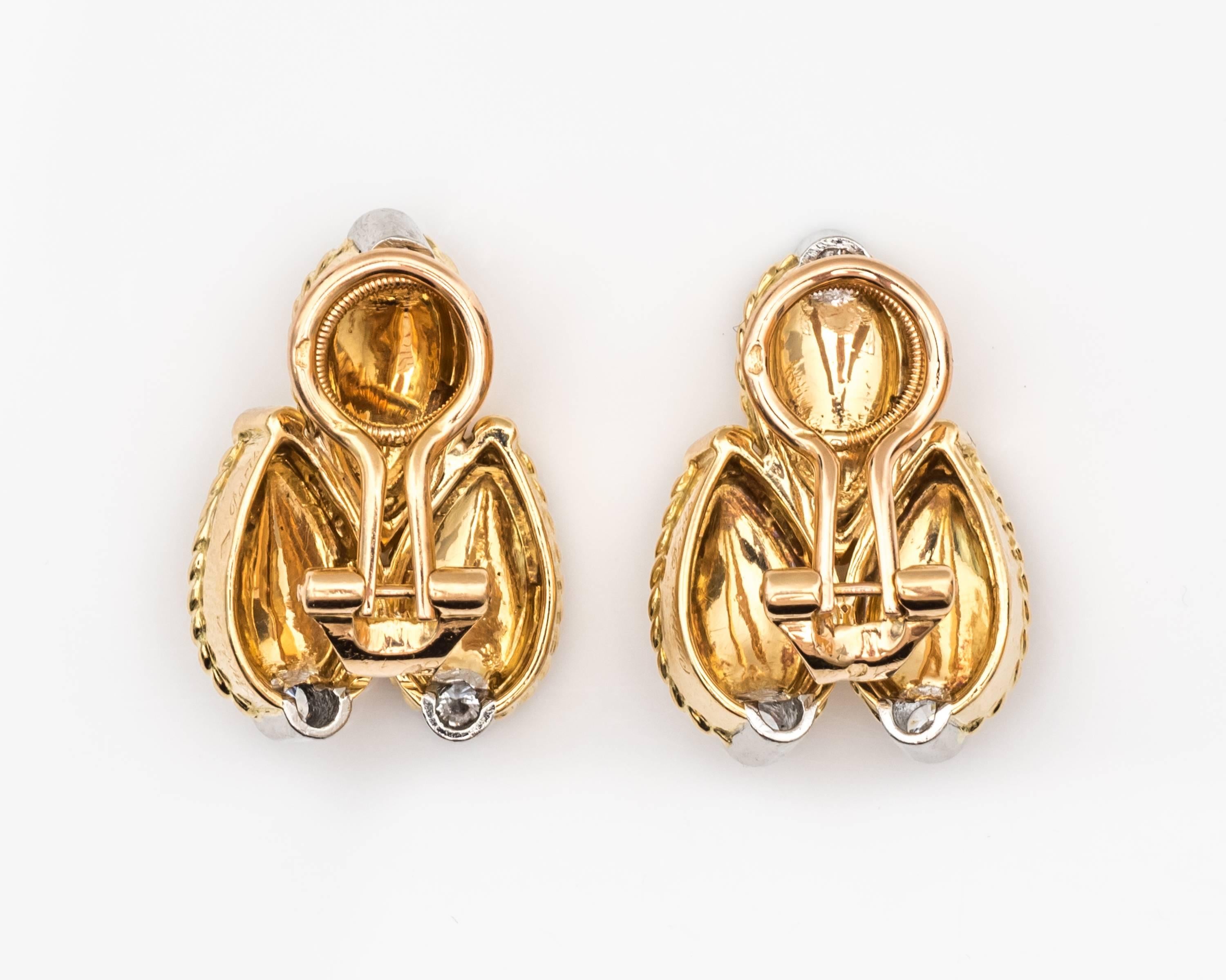 Women's 1980s Cartier Paris Diamonds 18 Karat Gold Clip On Earrings