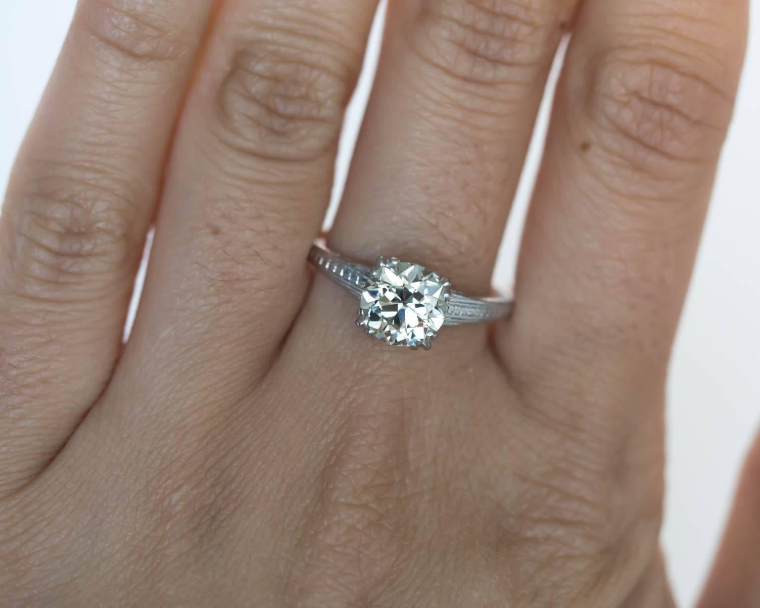1920s Art Deco GIA Certified 1.31 Carat Diamond Platinum Engagement Ring For Sale 3