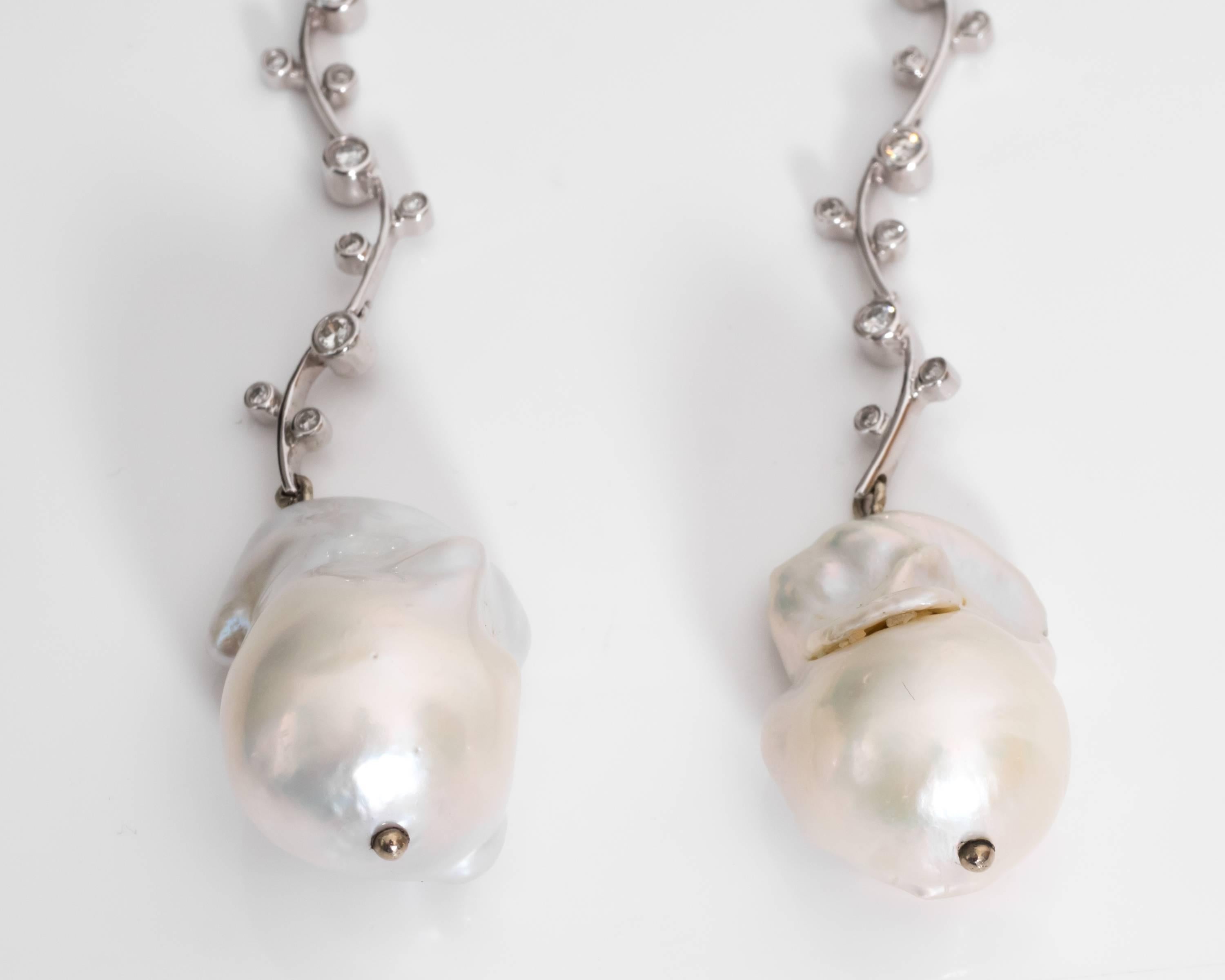 Pearl and Diamond Dangling Drop Earrings For Sale 1