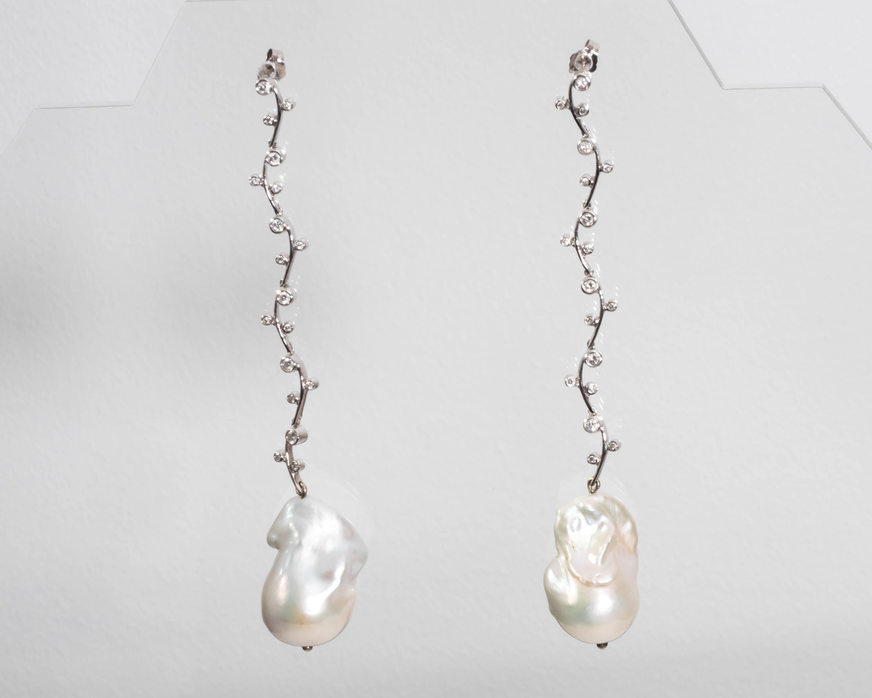 Pearl and Diamond Dangling Drop Earrings For Sale 2