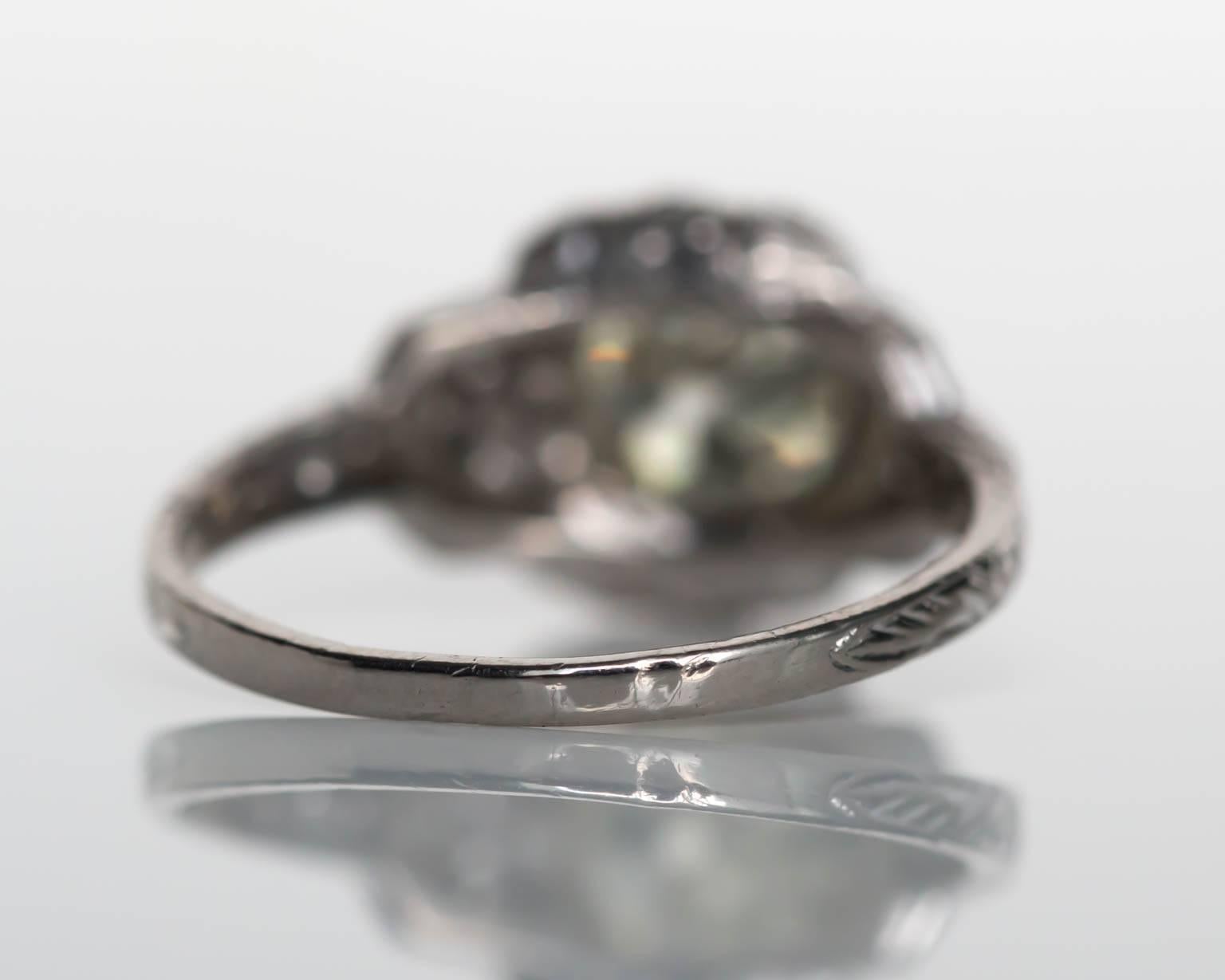1930s Art Deco Platinum 1.60 Carat Old European Cut Diamond Engagement Ring For Sale 1