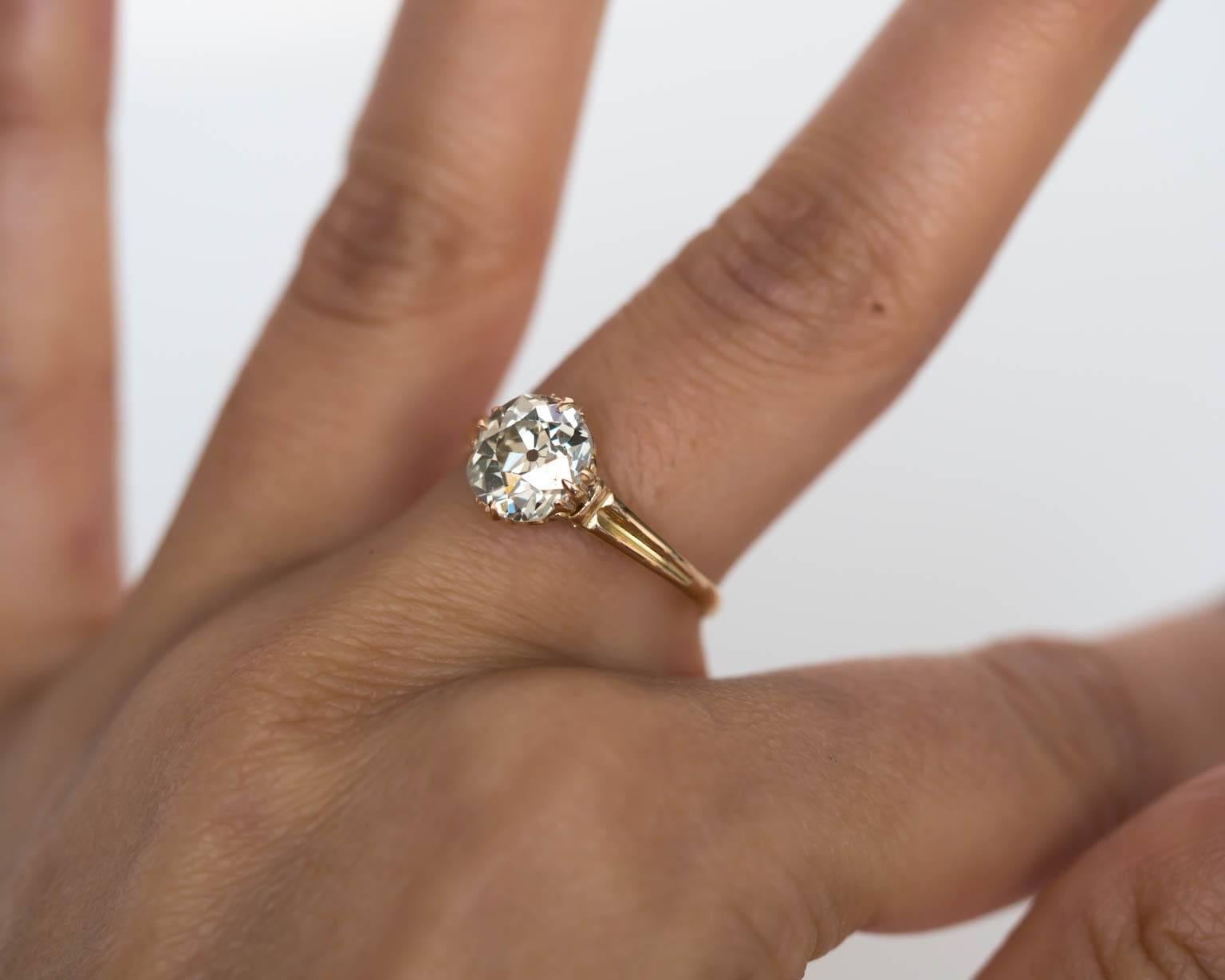 1890s Edwardian Yellow Gold GIA Certified 1.81 Carat Diamond Engagement Ring 3