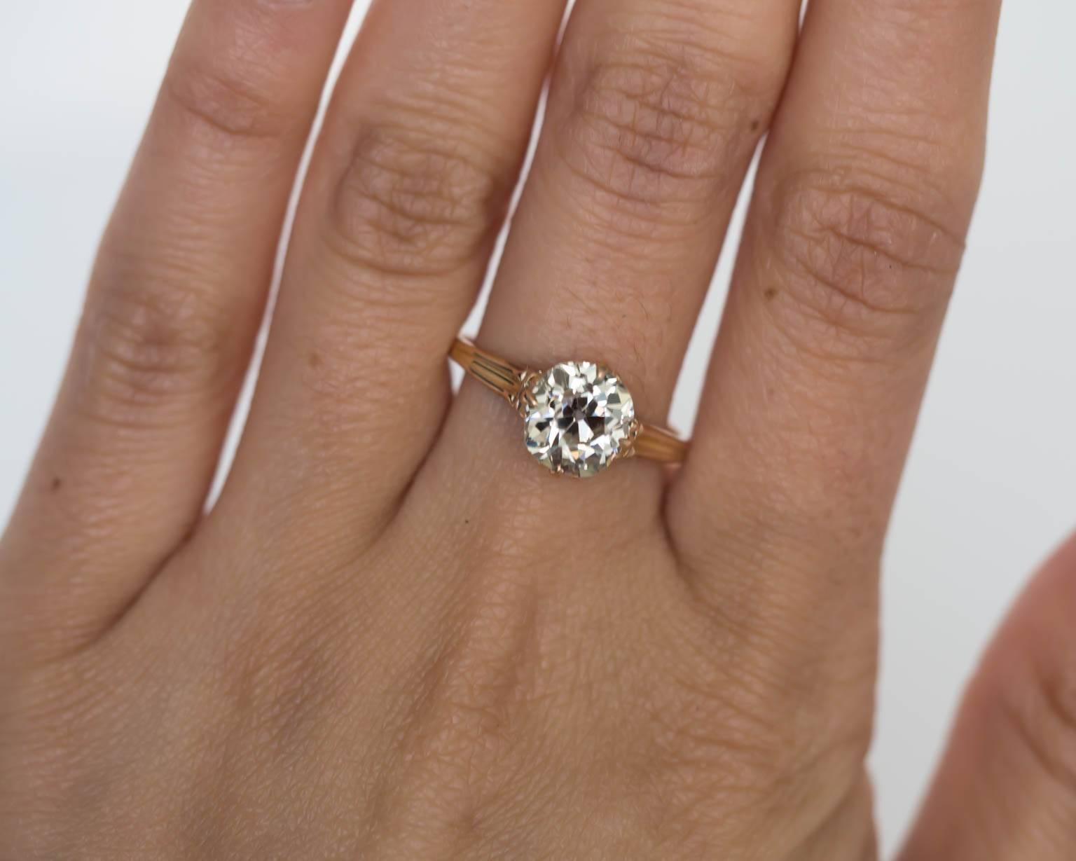 1890s Edwardian Yellow Gold GIA Certified 1.81 Carat Diamond Engagement Ring 2
