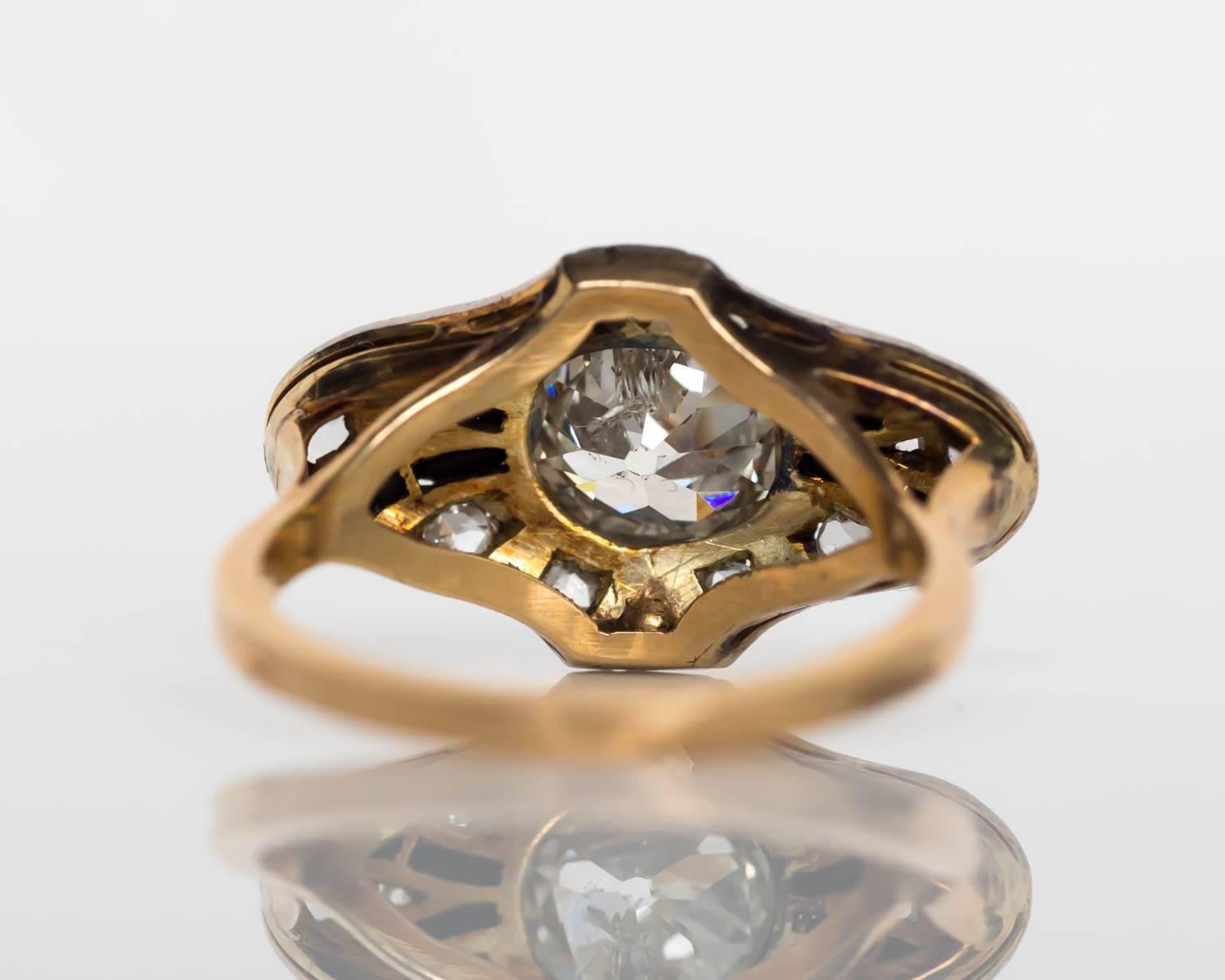 Women's 1905 Edwardian Platinum and Yellow Gold 1.05 Carat Diamond Engagement Ring