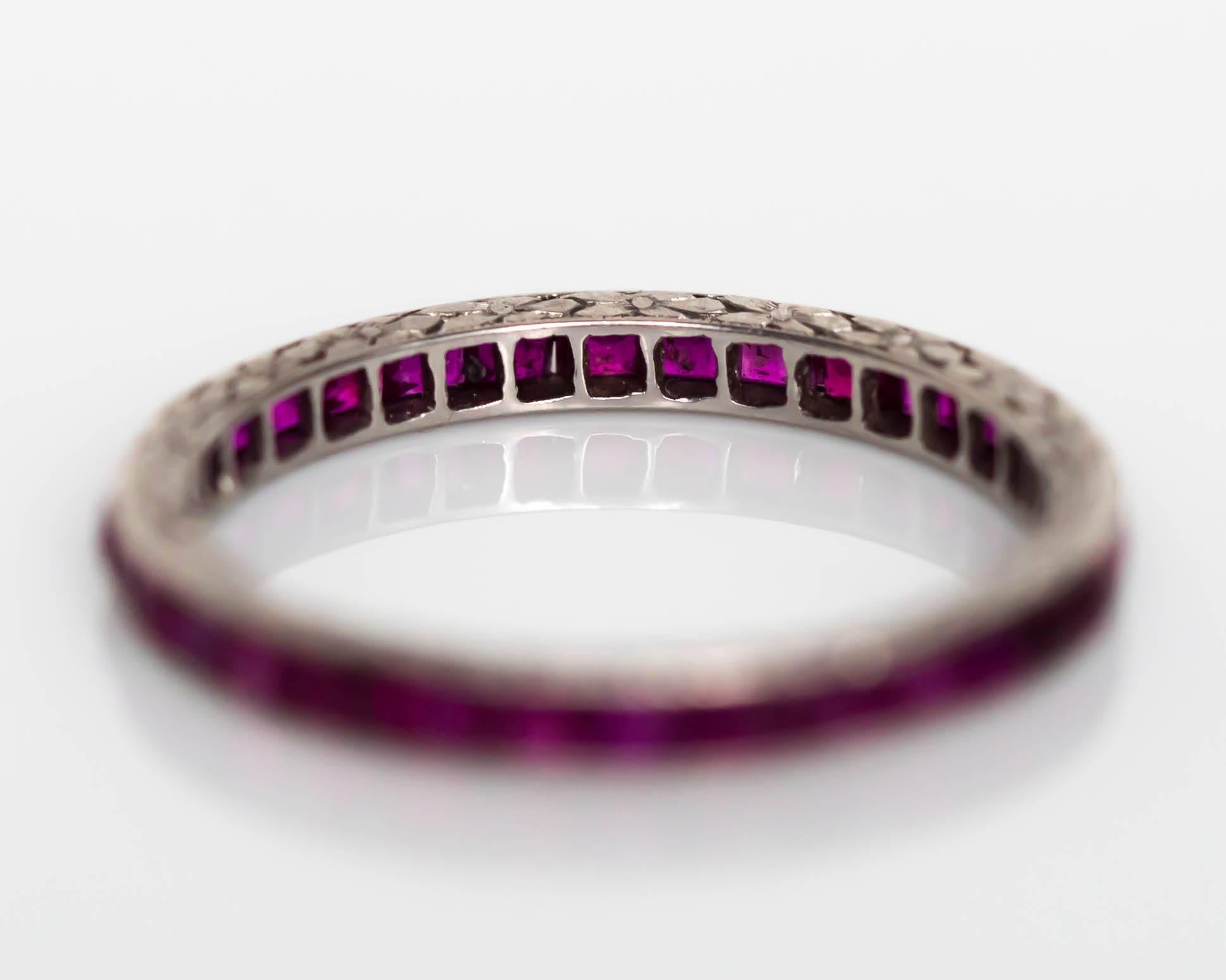 1920s Art Deco Platinum 1.00 Total Carat Weight Ruby Eternity Band In Excellent Condition In Atlanta, GA