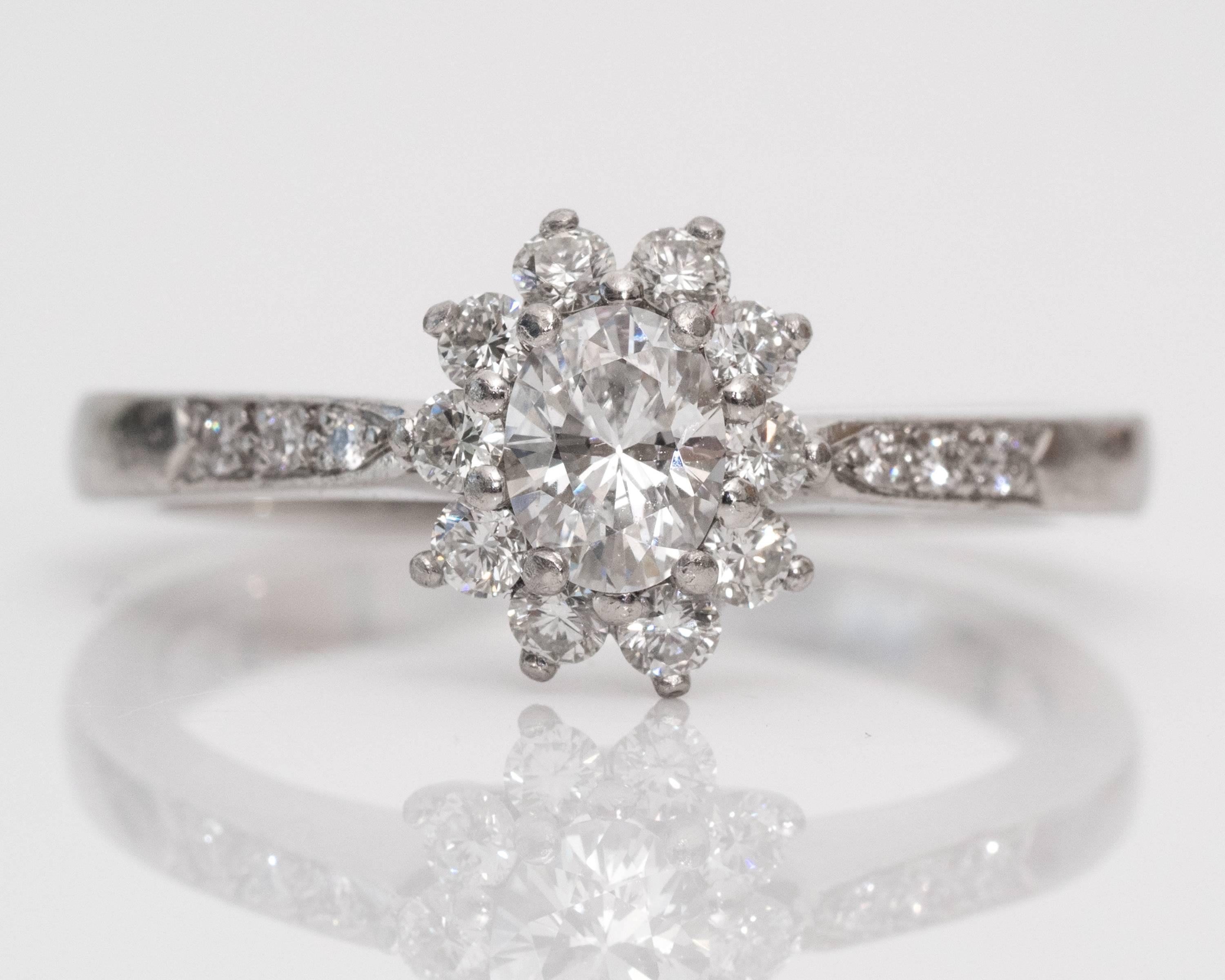 Women's Tiffany & Co. Diamond Platinum Engagement Ring 2000s For Sale