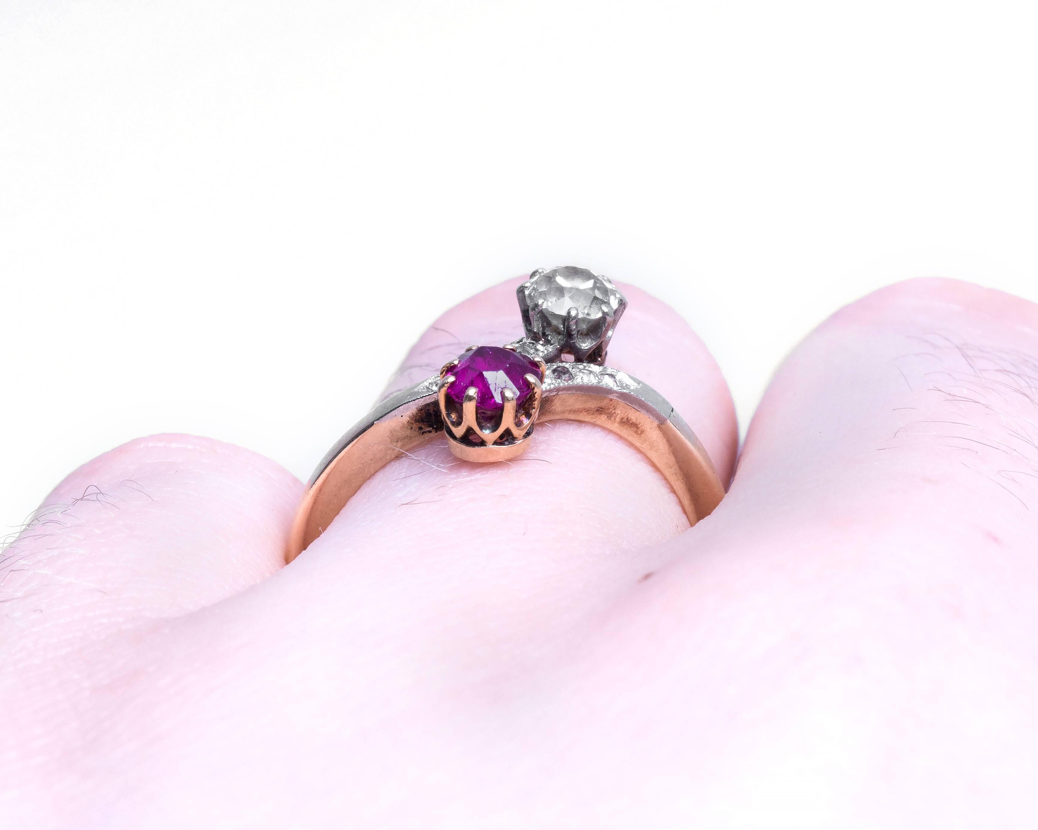 Women's 1890s Ruby Diamond Yellow Gold Platinum Toi et Moi Engagement Ring For Sale