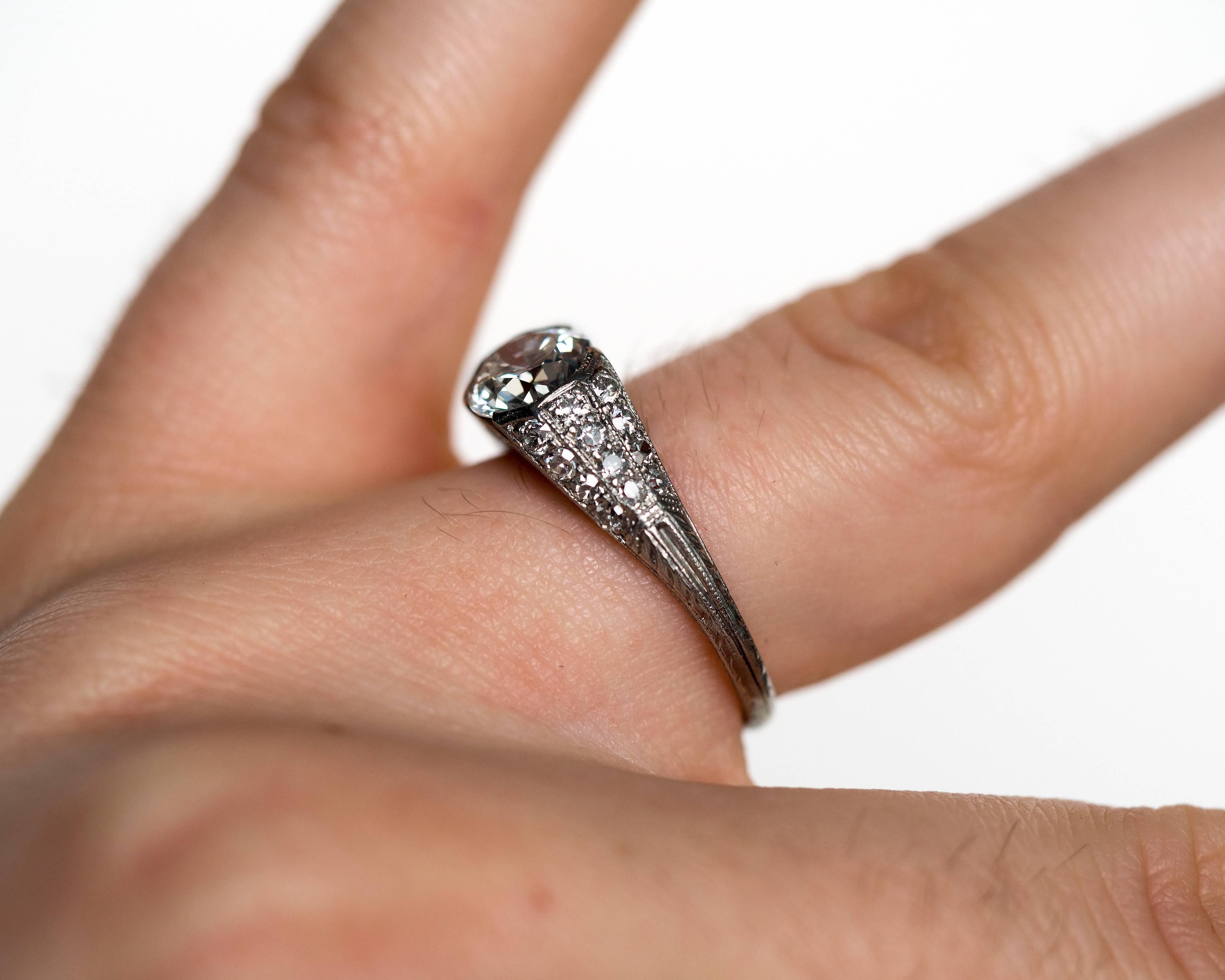 1920s Art Deco 1.18 Carat Diamond Platinum Engagement Ring For Sale 1