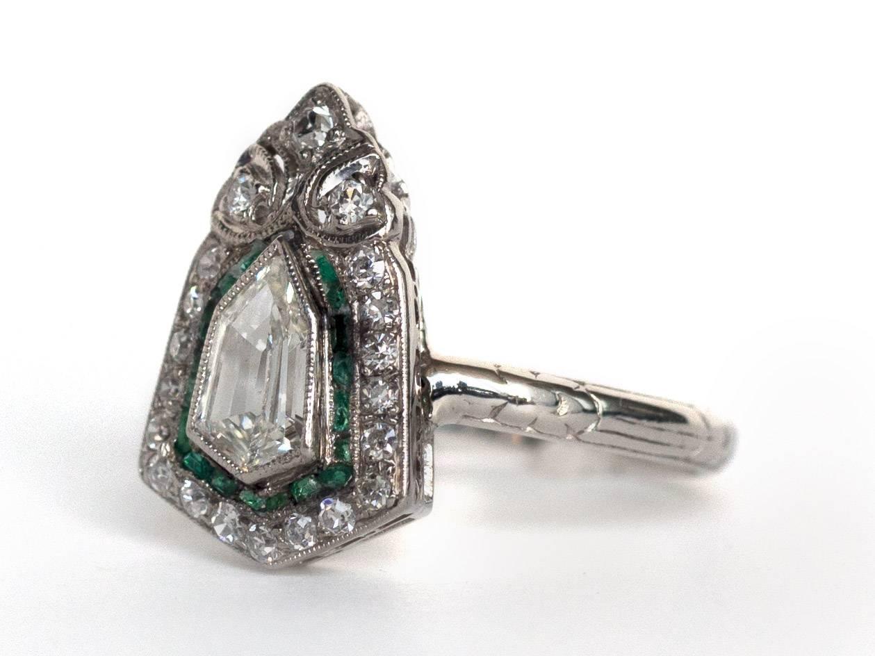 1920s Art Deco .85 Carat Diamond Platinum Engagement Ring In Excellent Condition In Atlanta, GA