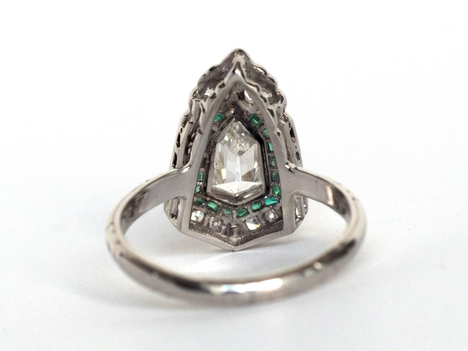 Women's 1920s Art Deco .85 Carat Diamond Platinum Engagement Ring
