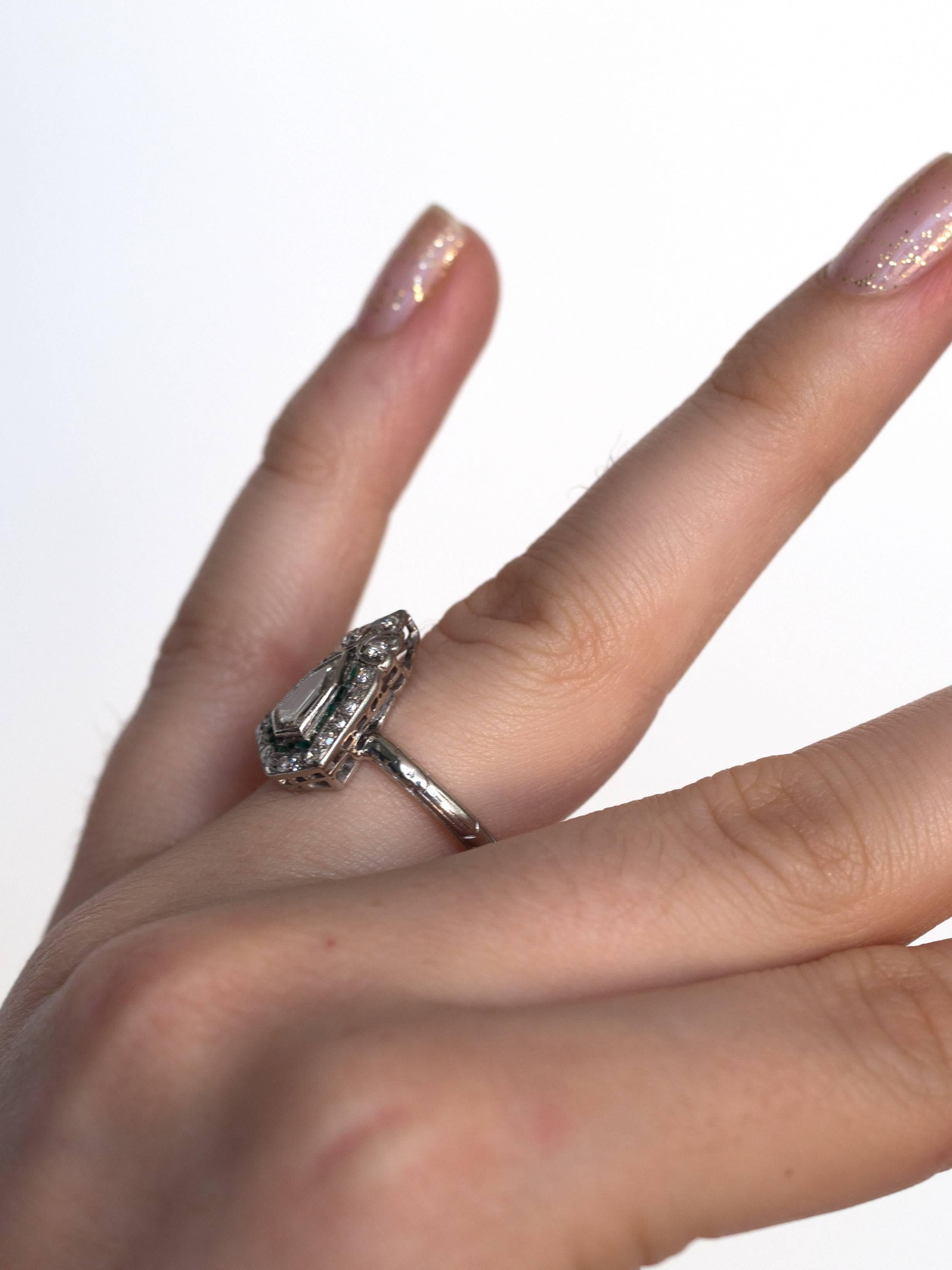 1920s Art Deco .85 Carat Diamond Platinum Engagement Ring 1
