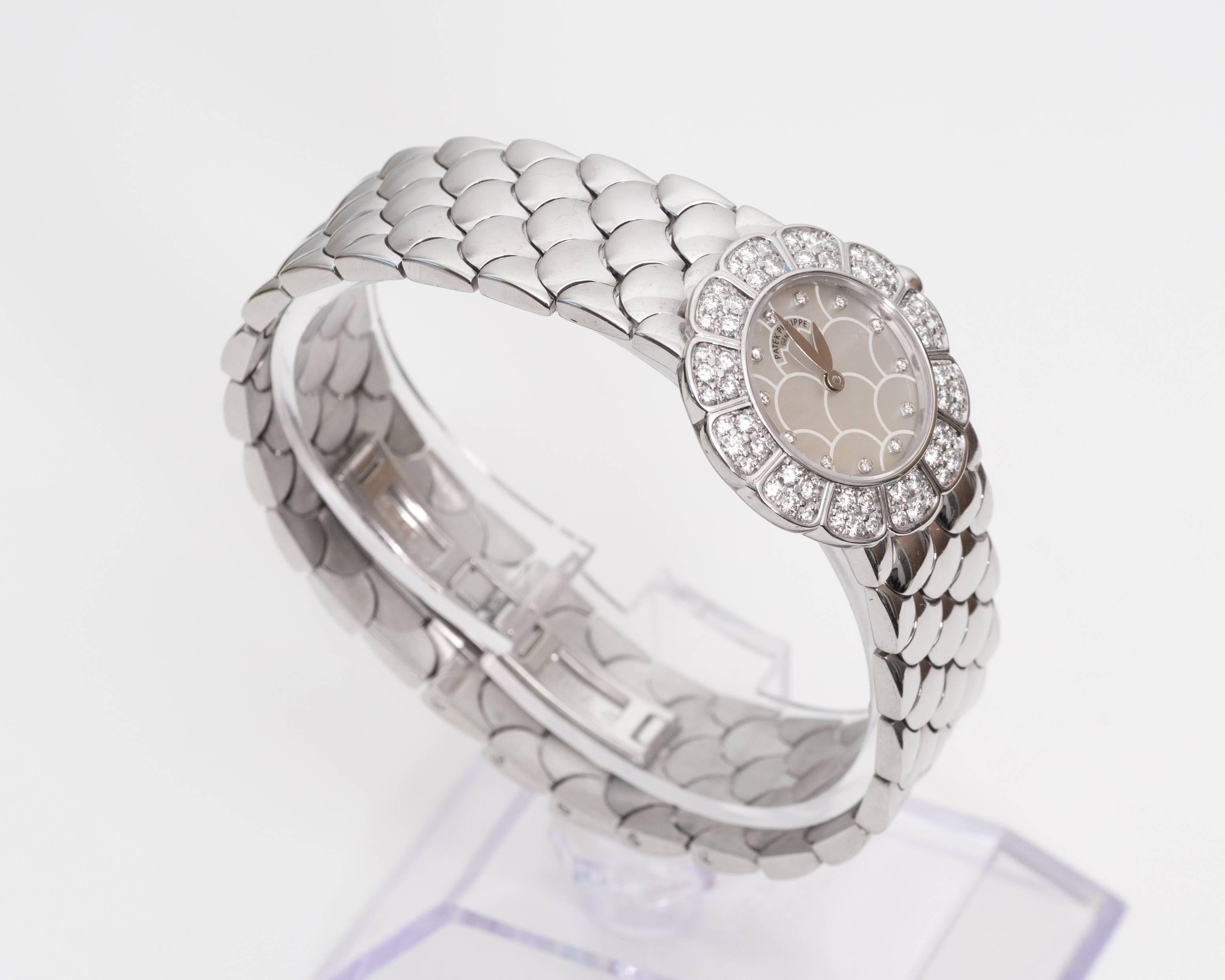 Patek Philippe Ladies White Gold Diamond Quartz Wristwatch   In Excellent Condition In Atlanta, GA