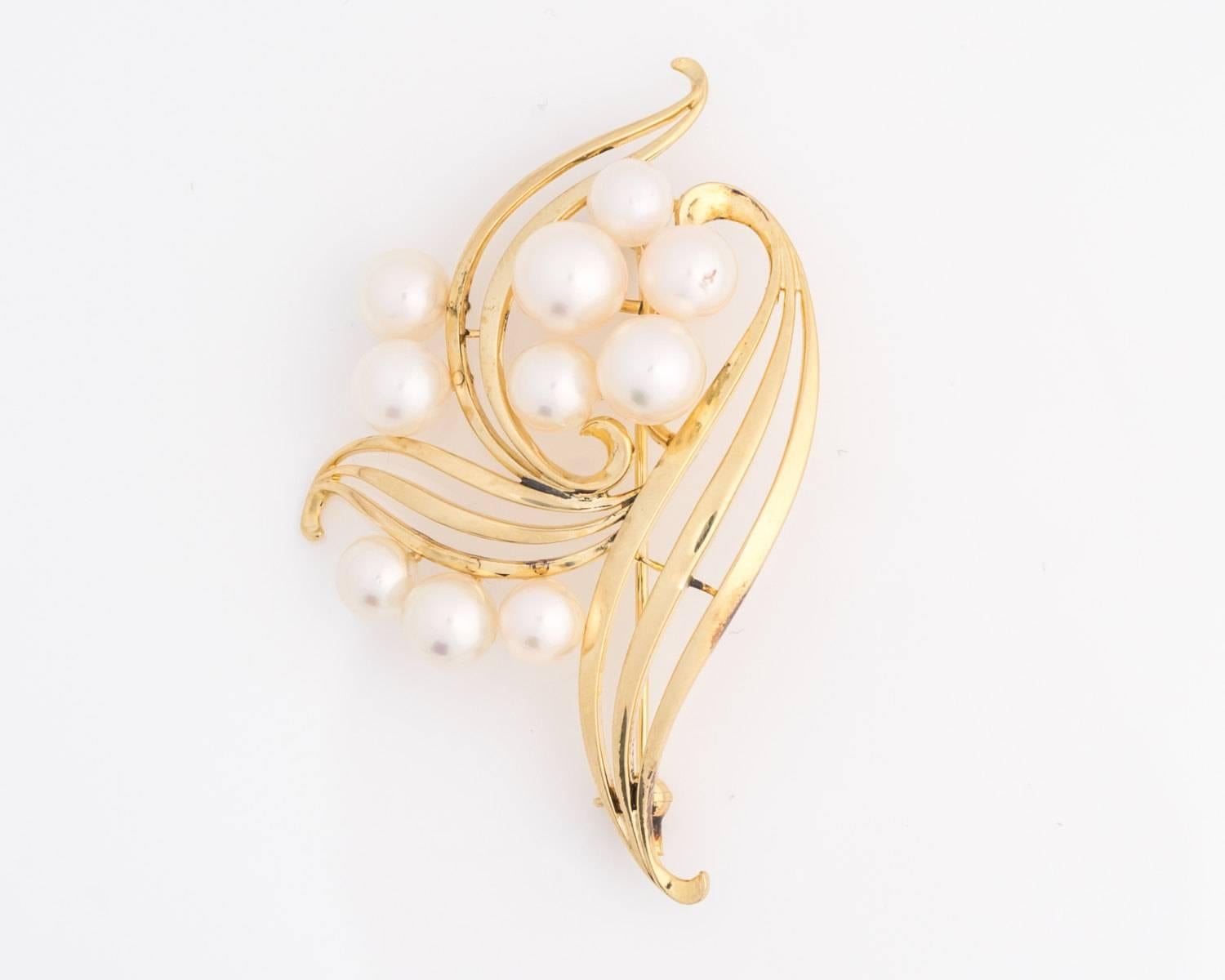 mikimoto brooch