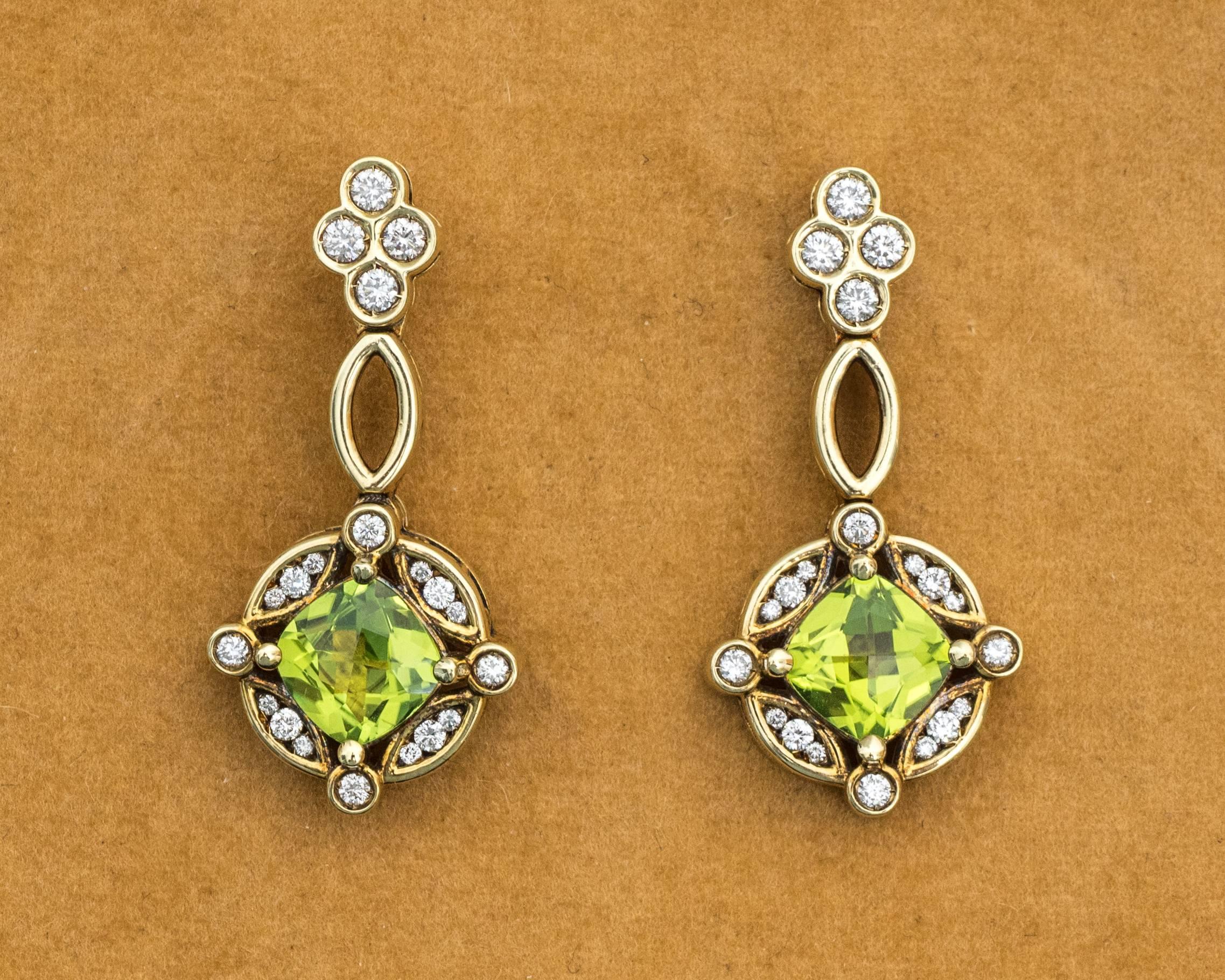 1950s Peridot Diamond 14 Karat Yellow Gold Chandelier Earrings 1