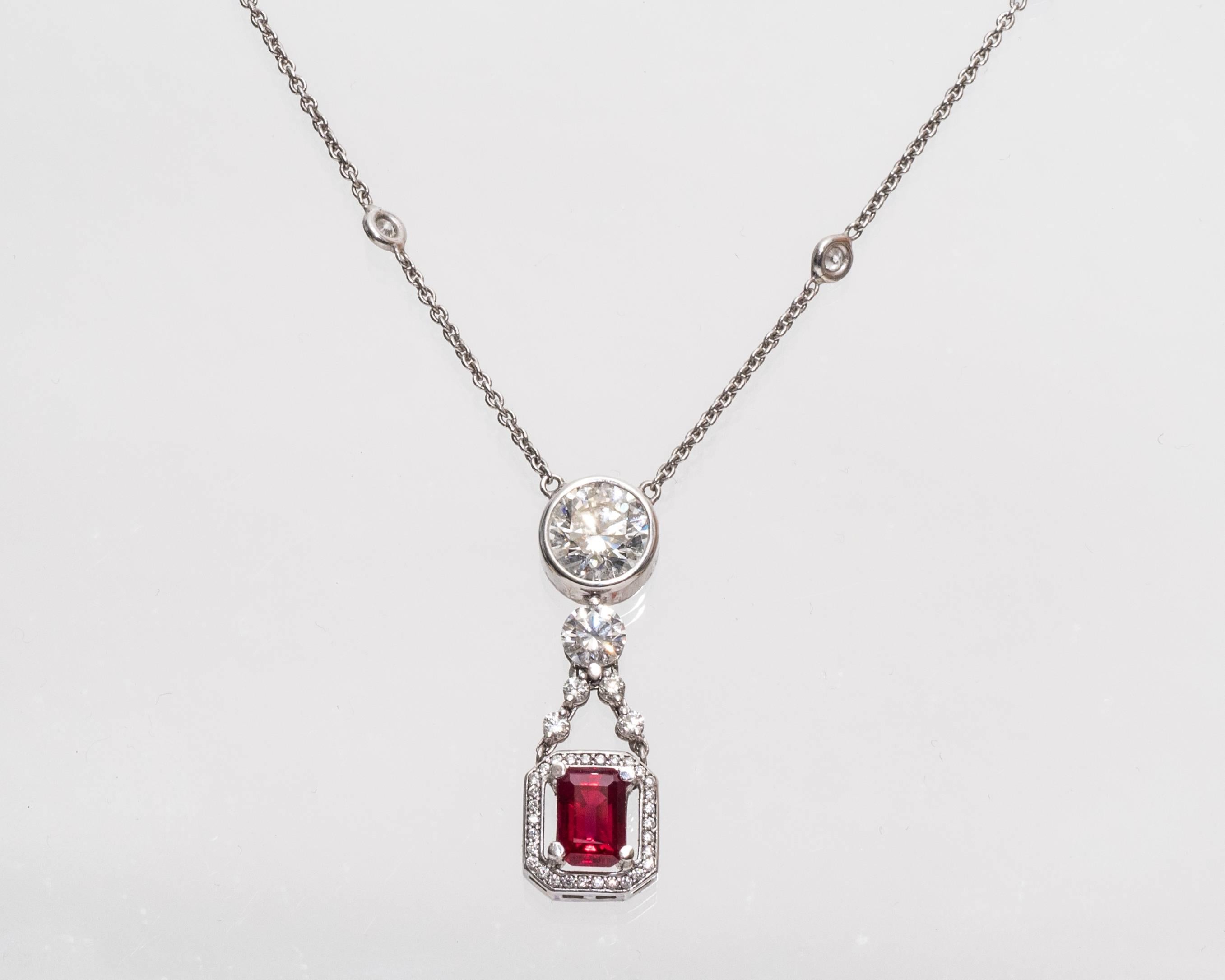 Roberto Coin Collier en or blanc 18 carats avec rubis de 2,08 carats et diamants de 3,69 carats 1