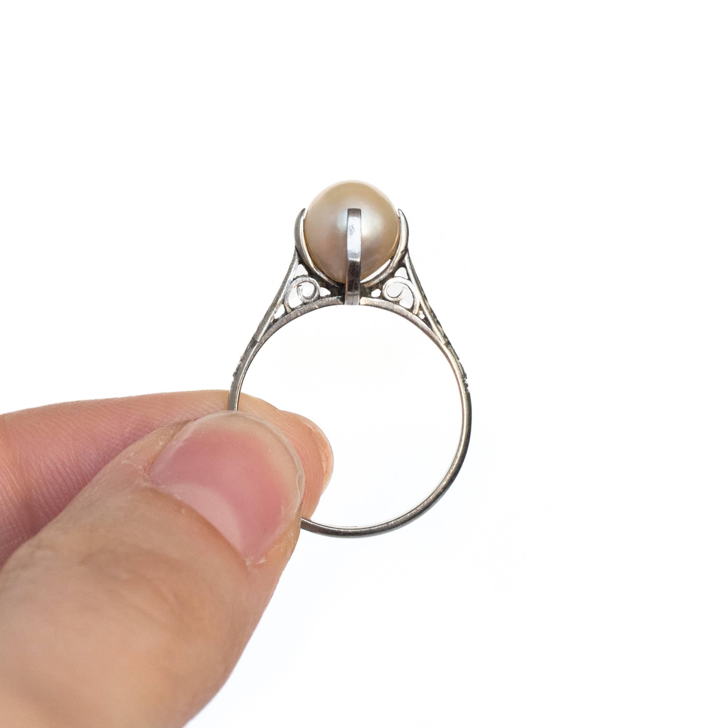 2 carat pearl ring