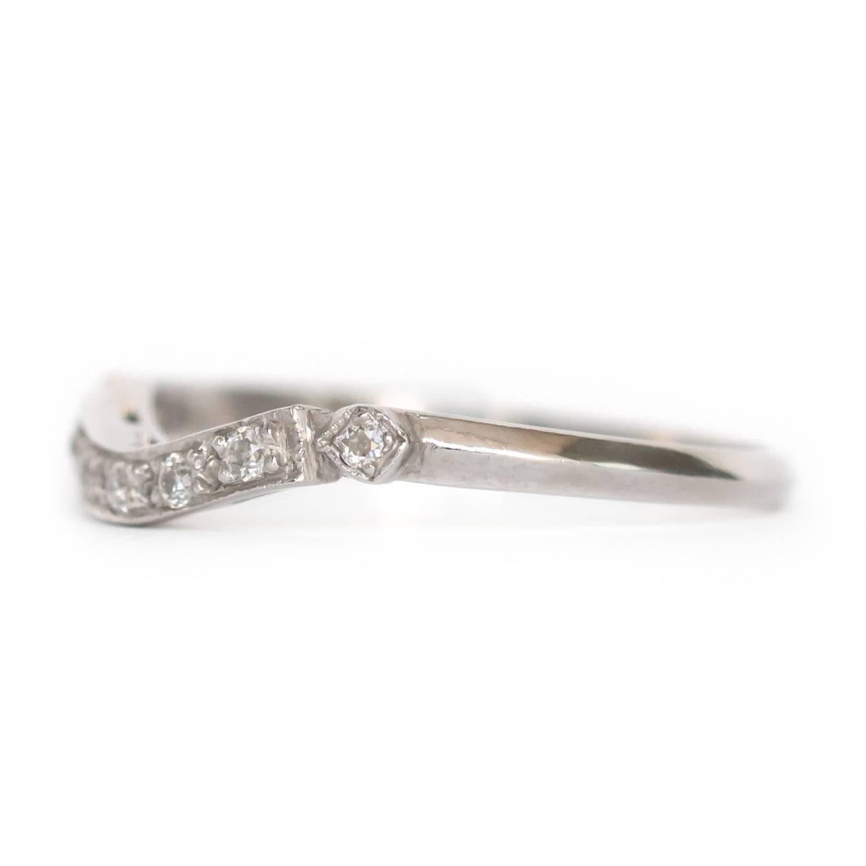1910 Edwardian Antique Single Cut Diamond Platinum Wedding Band Ring In Excellent Condition In Atlanta, GA