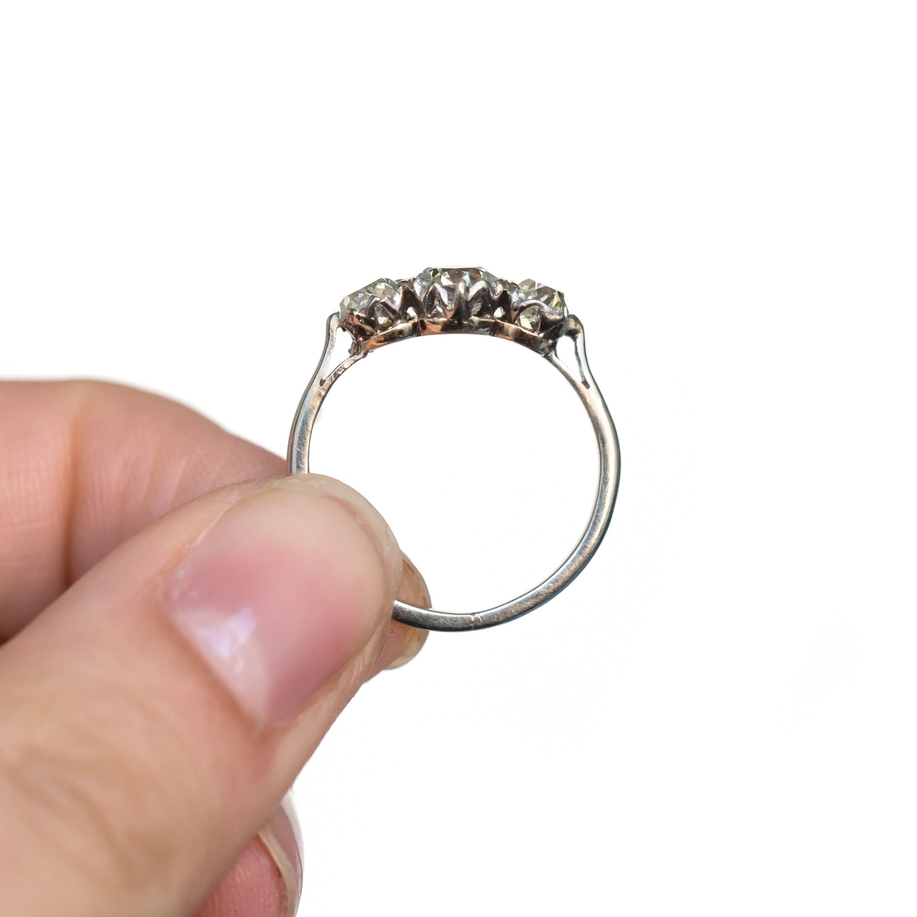 Edwardian 3 GIA Certified Diamonds Yellow Gold Platinum Engagement Ring 2