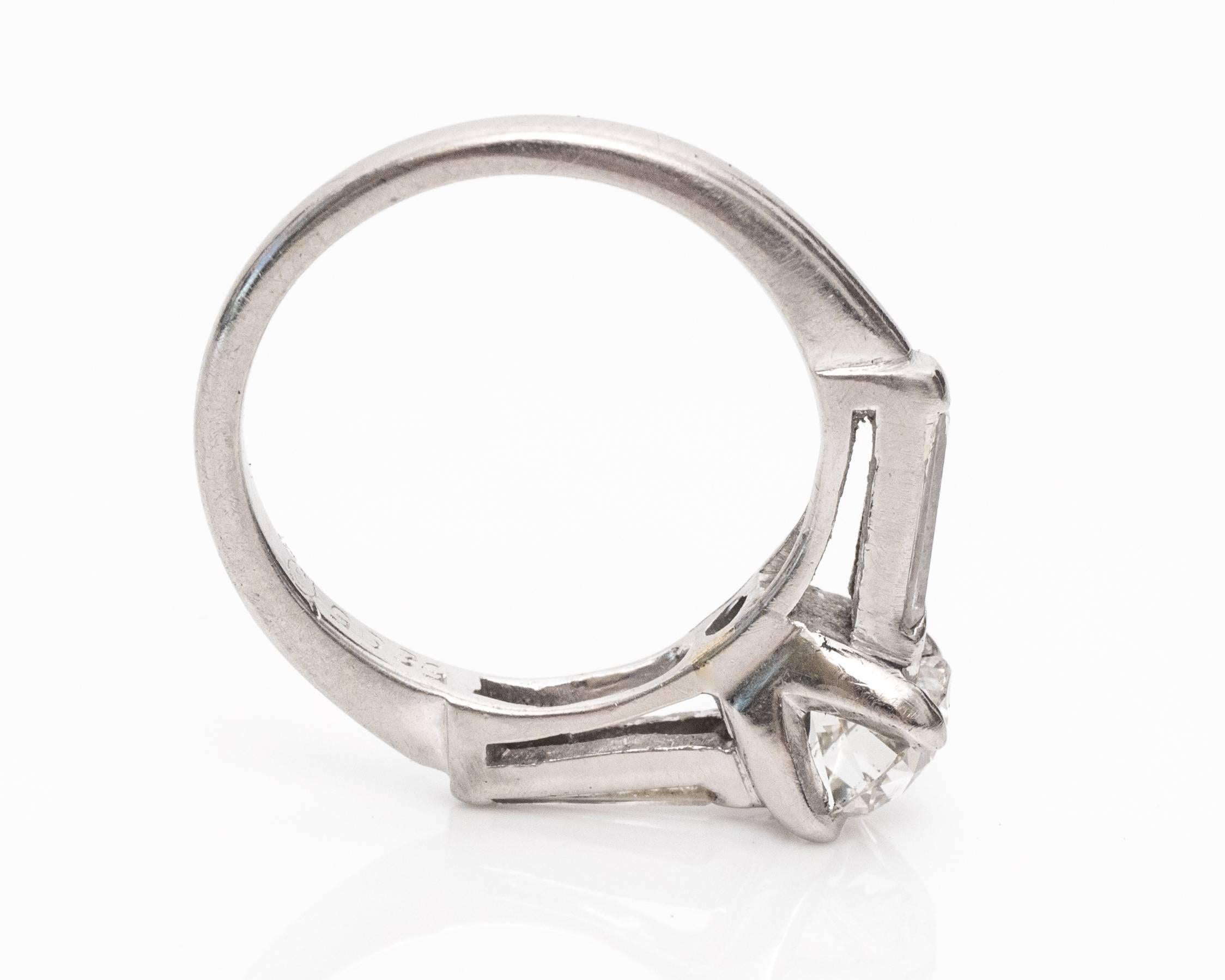 1920s 1.02 Carat GIA Certified Diamond Platinum Engagement Ring In Good Condition In Atlanta, GA